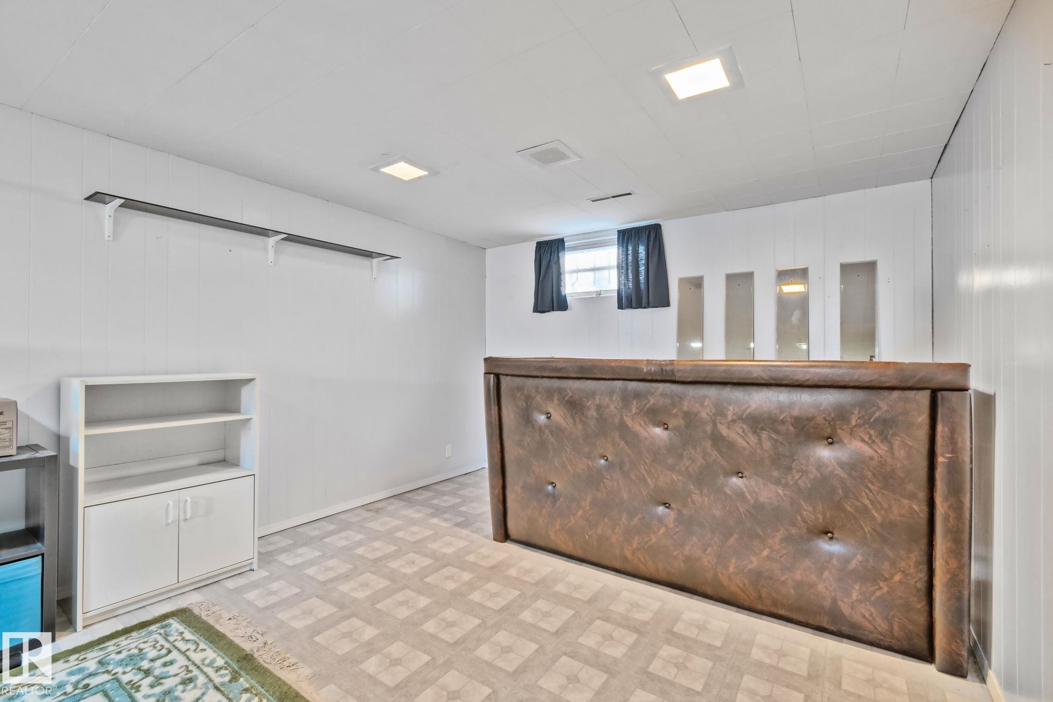 14820 75A Street, Edmonton, AB
