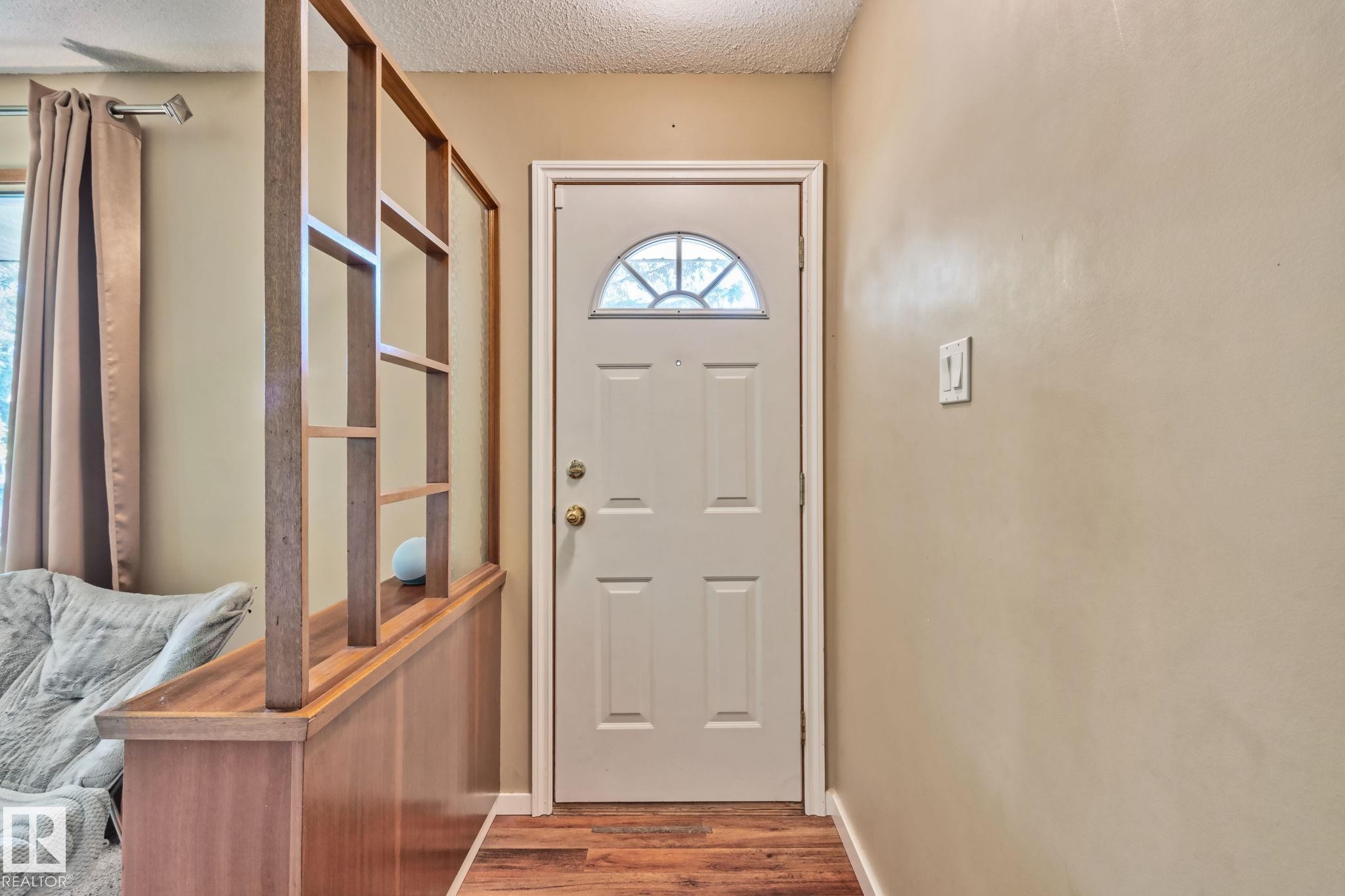 14820 75A Street, Edmonton, AB