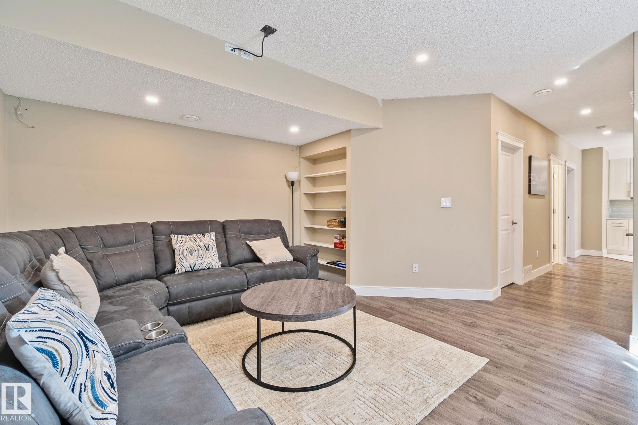 9855 79 Avenue, Edmonton, AB