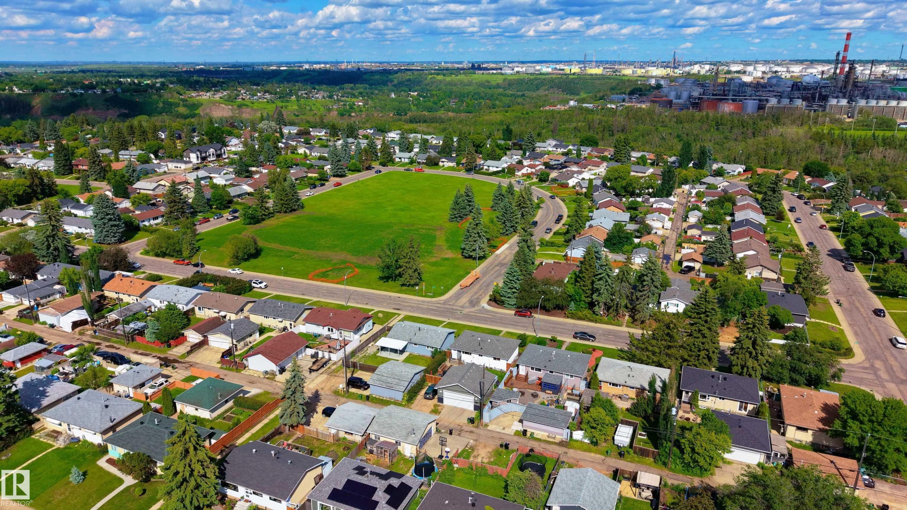 10512 45 Street, Edmonton, AB