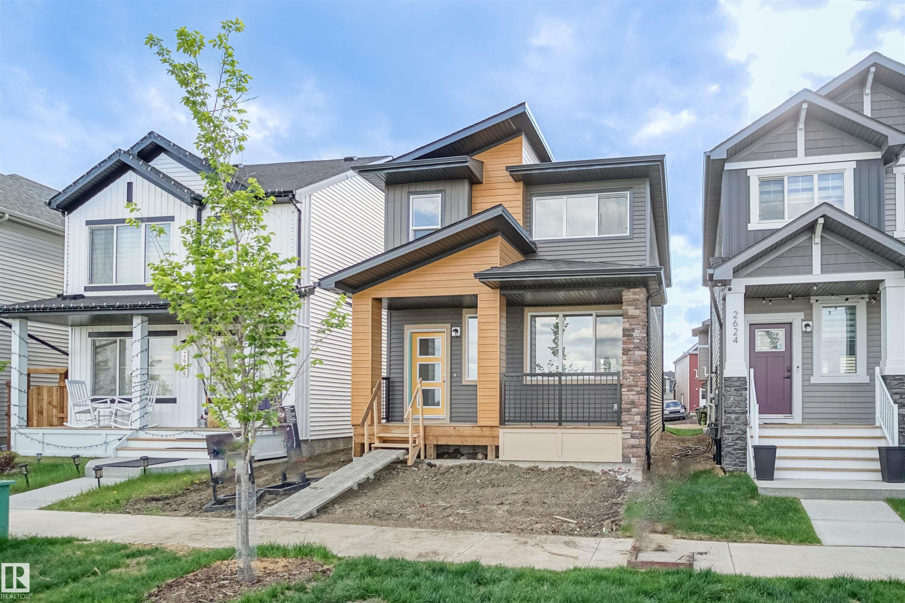 19492 21 Avenue, Edmonton, AB