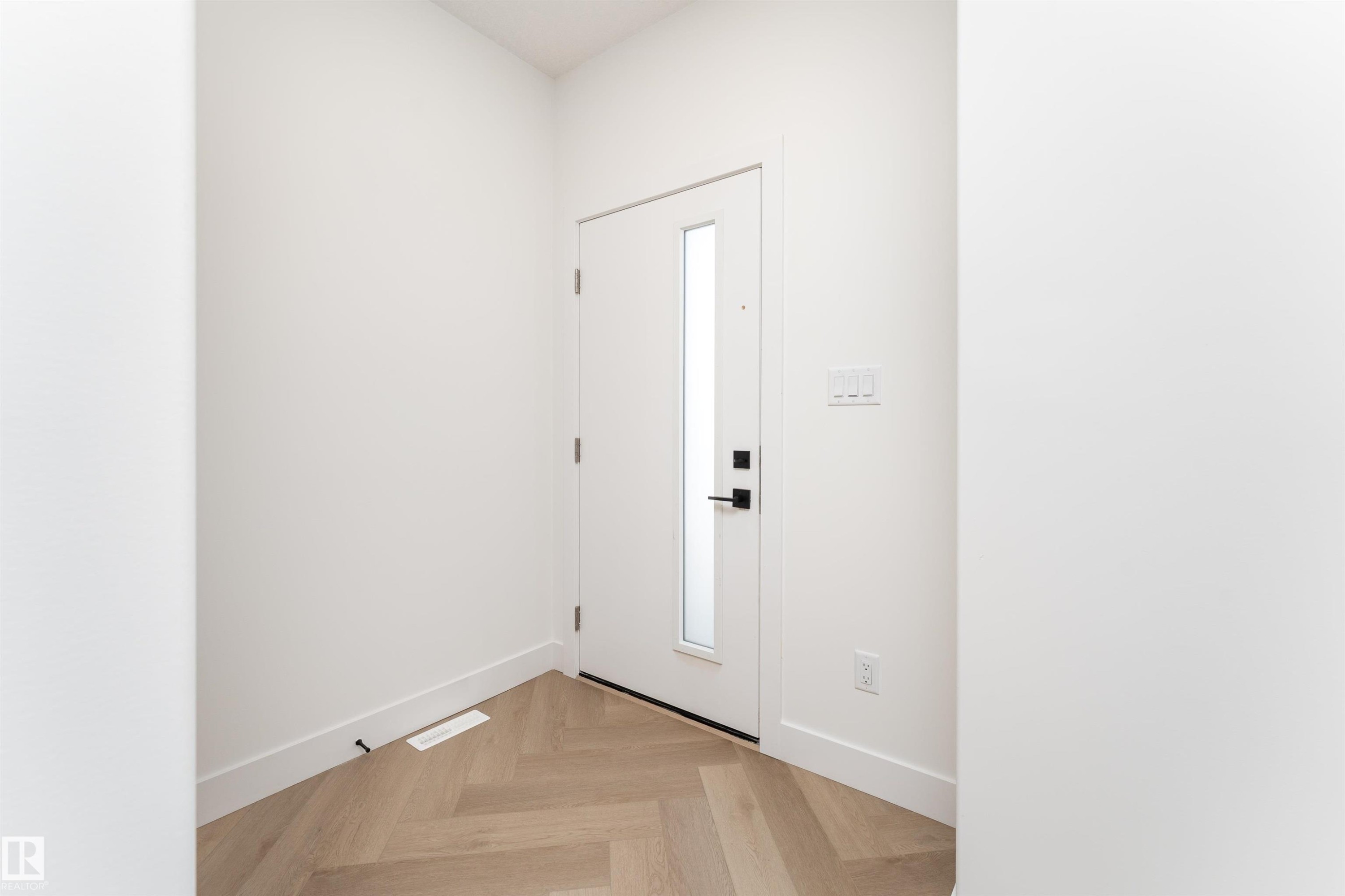 533 Robinson Boulevard, Leduc, AB