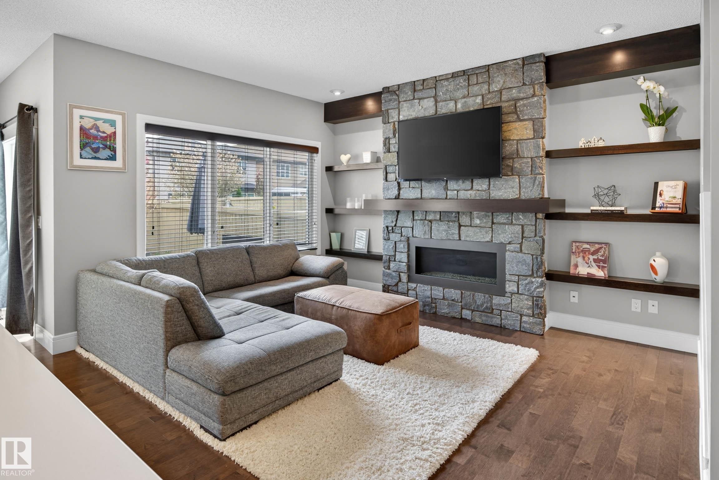 3411 Abbott Way, Edmonton, AB - Indoor Photo Showing Living Room With Fireplace