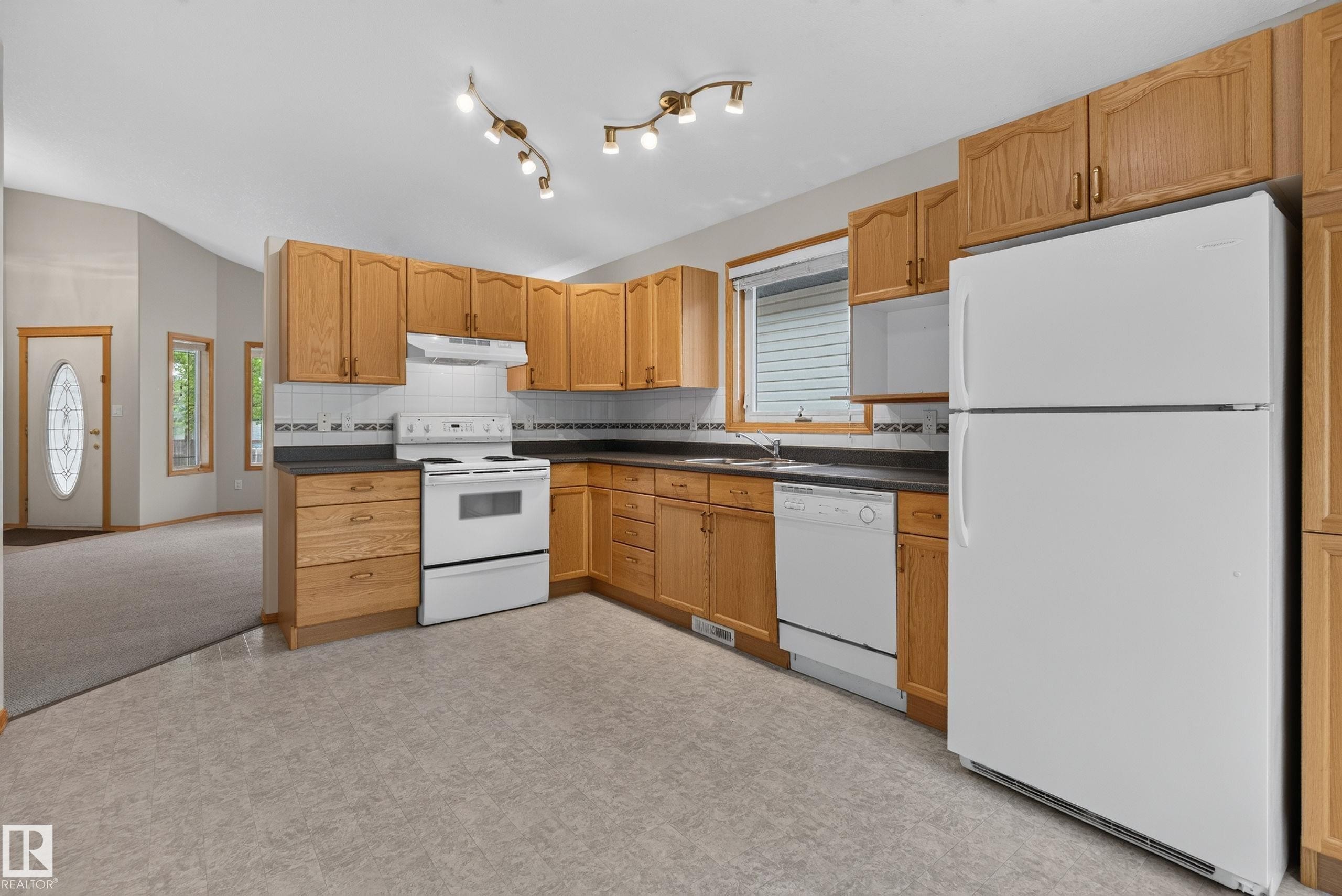 475 Highwood Boulevard, Devon, AB