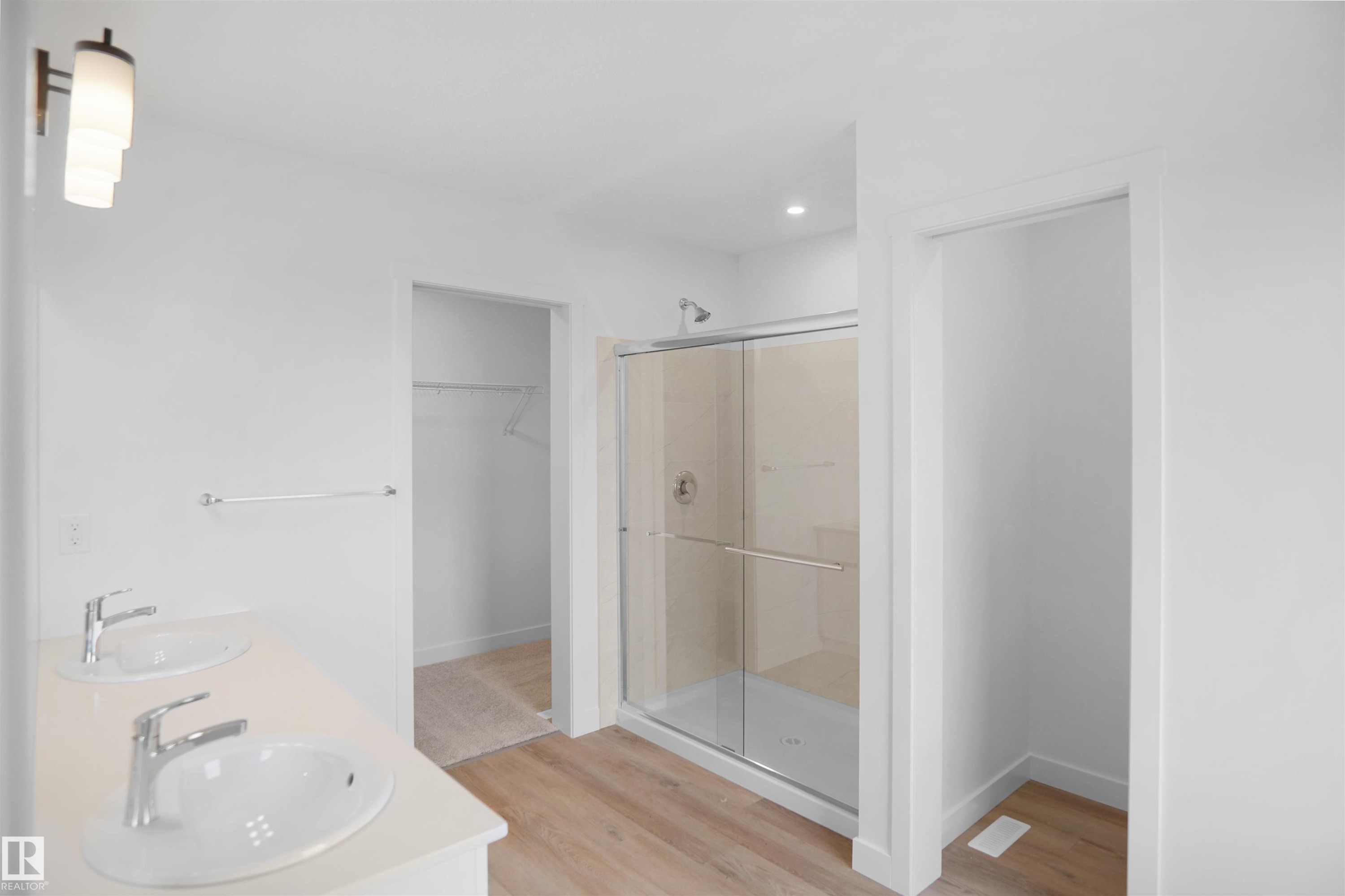 1631 11 Avenue, Edmonton, AB