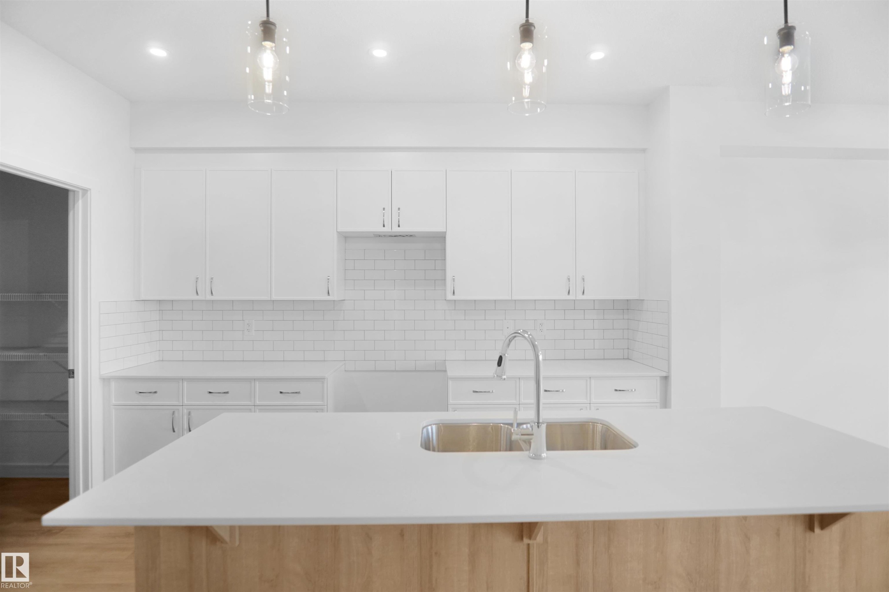 1631 11 Avenue, Edmonton, AB