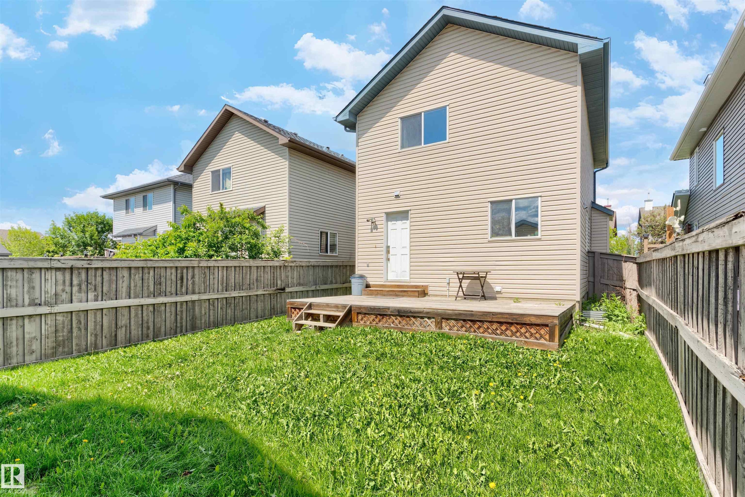 8774 Stein Lane, Edmonton, AB