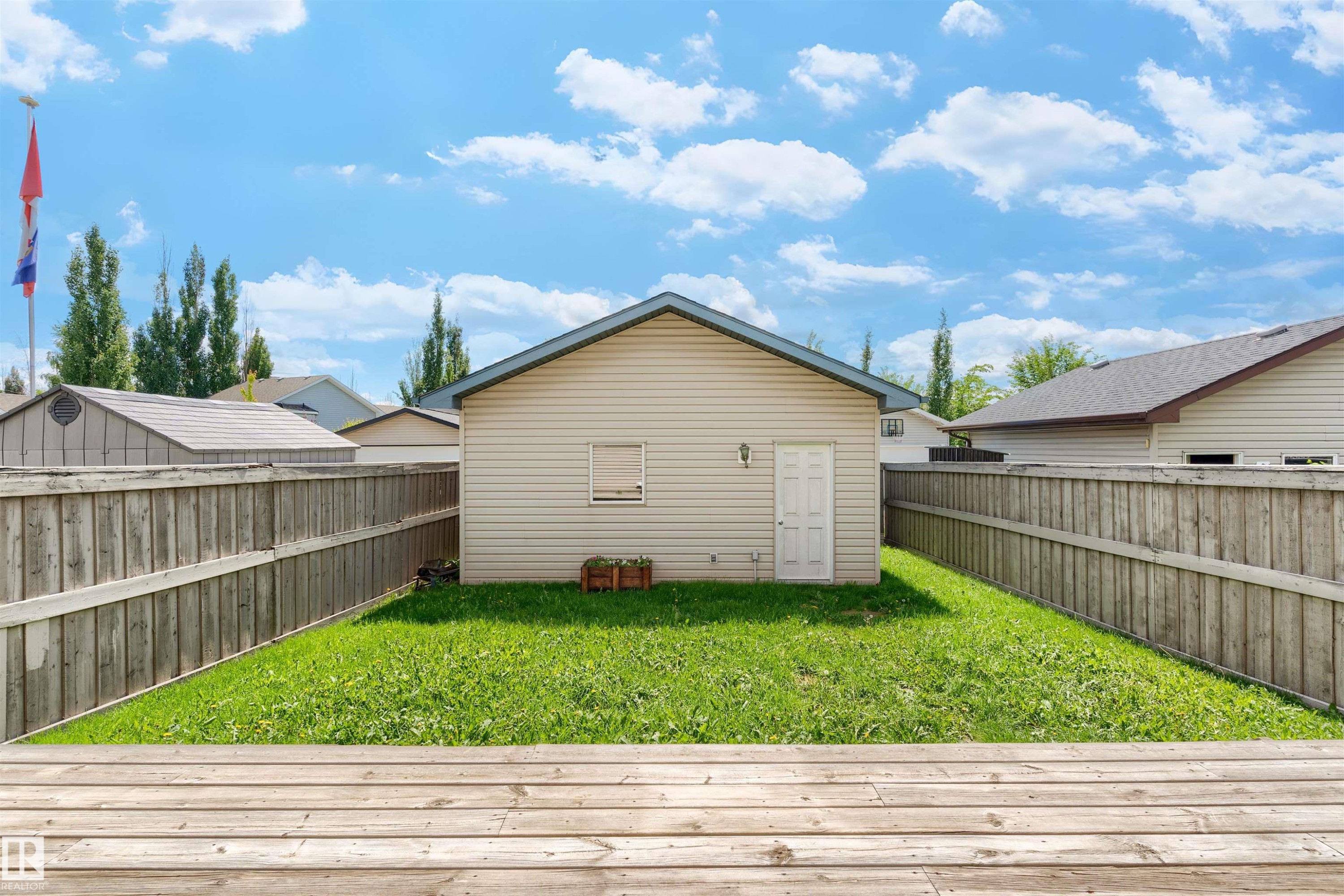 8774 Stein Lane, Edmonton, AB