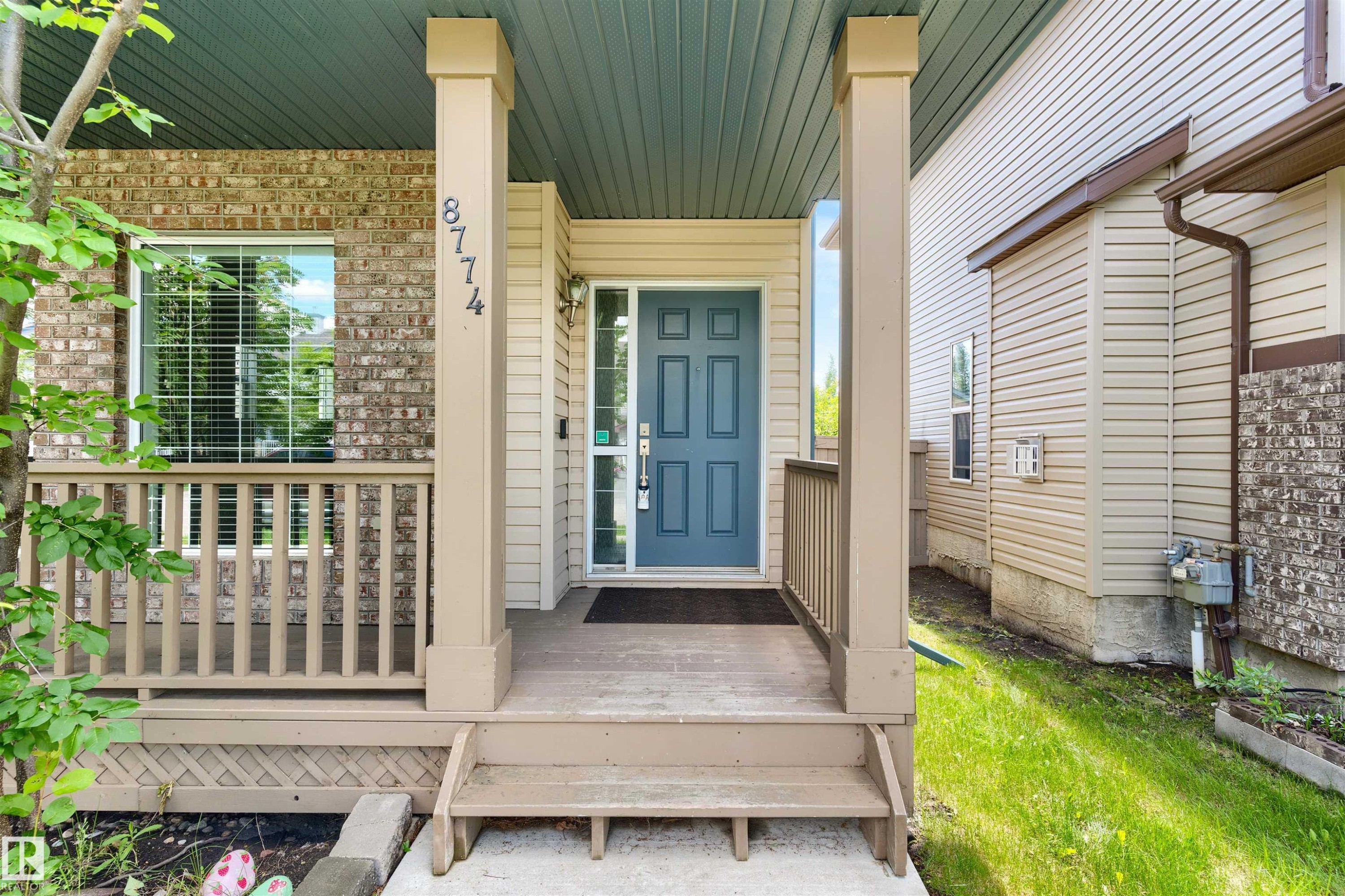 8774 Stein Lane, Edmonton, AB