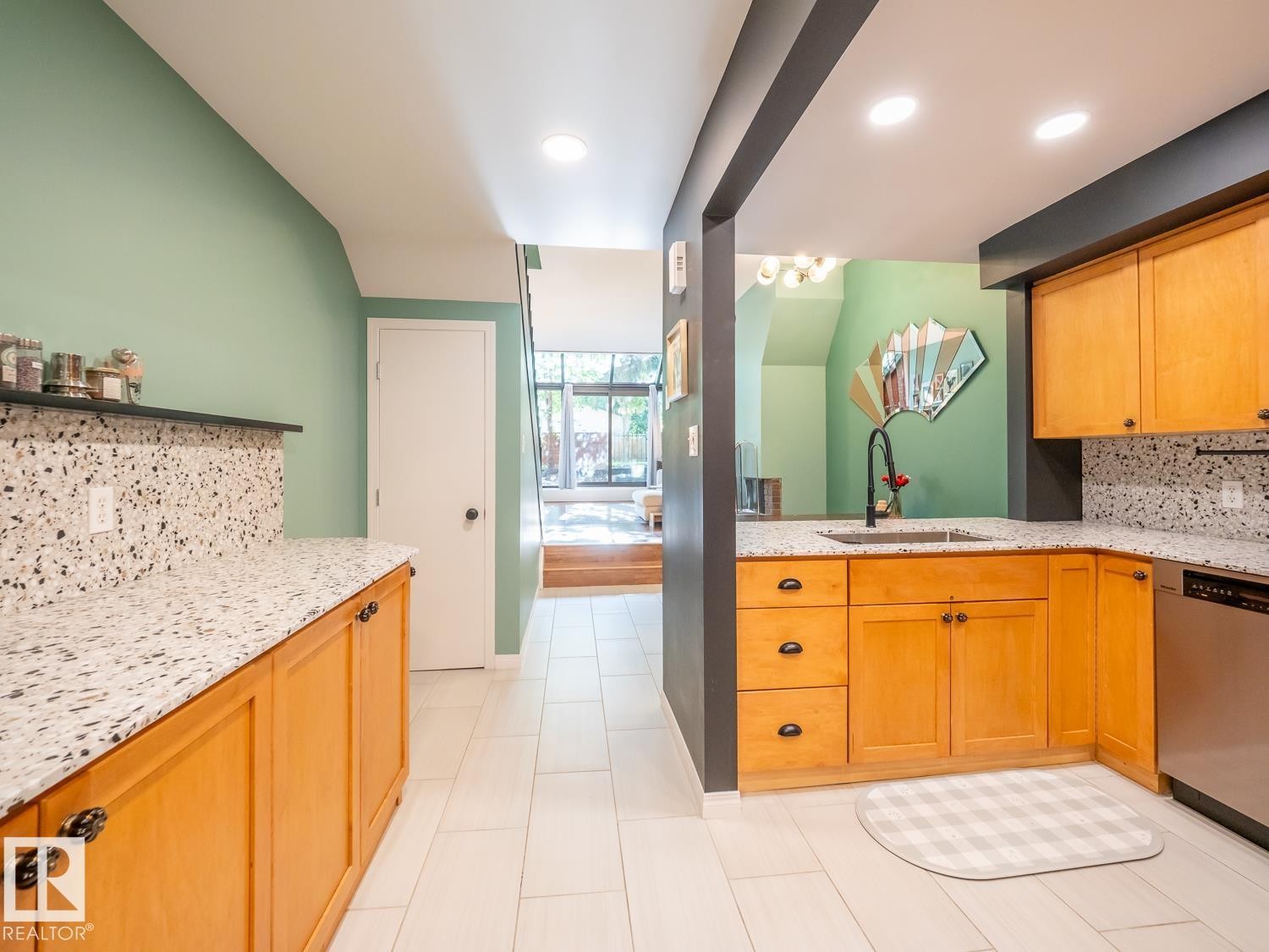 11116 83 Avenue, Edmonton, AB