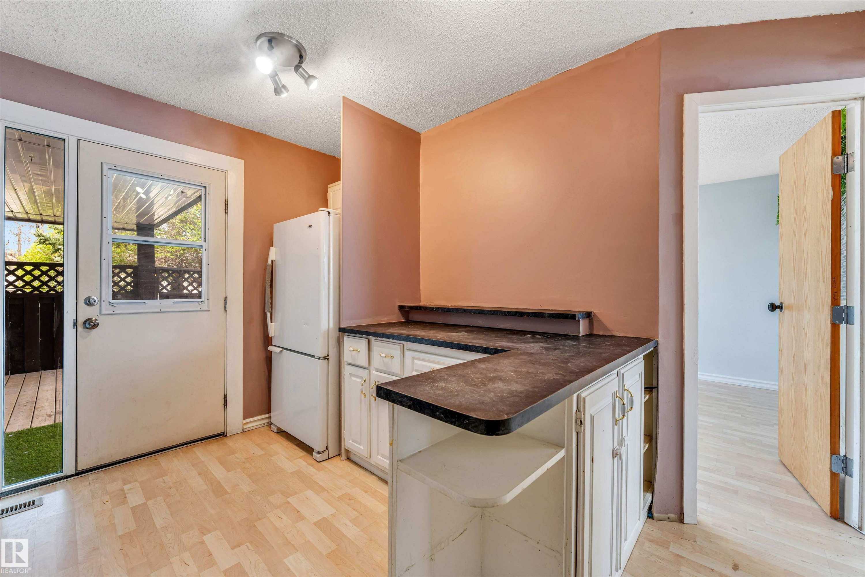 645 Millbourne Road, Edmonton, AB