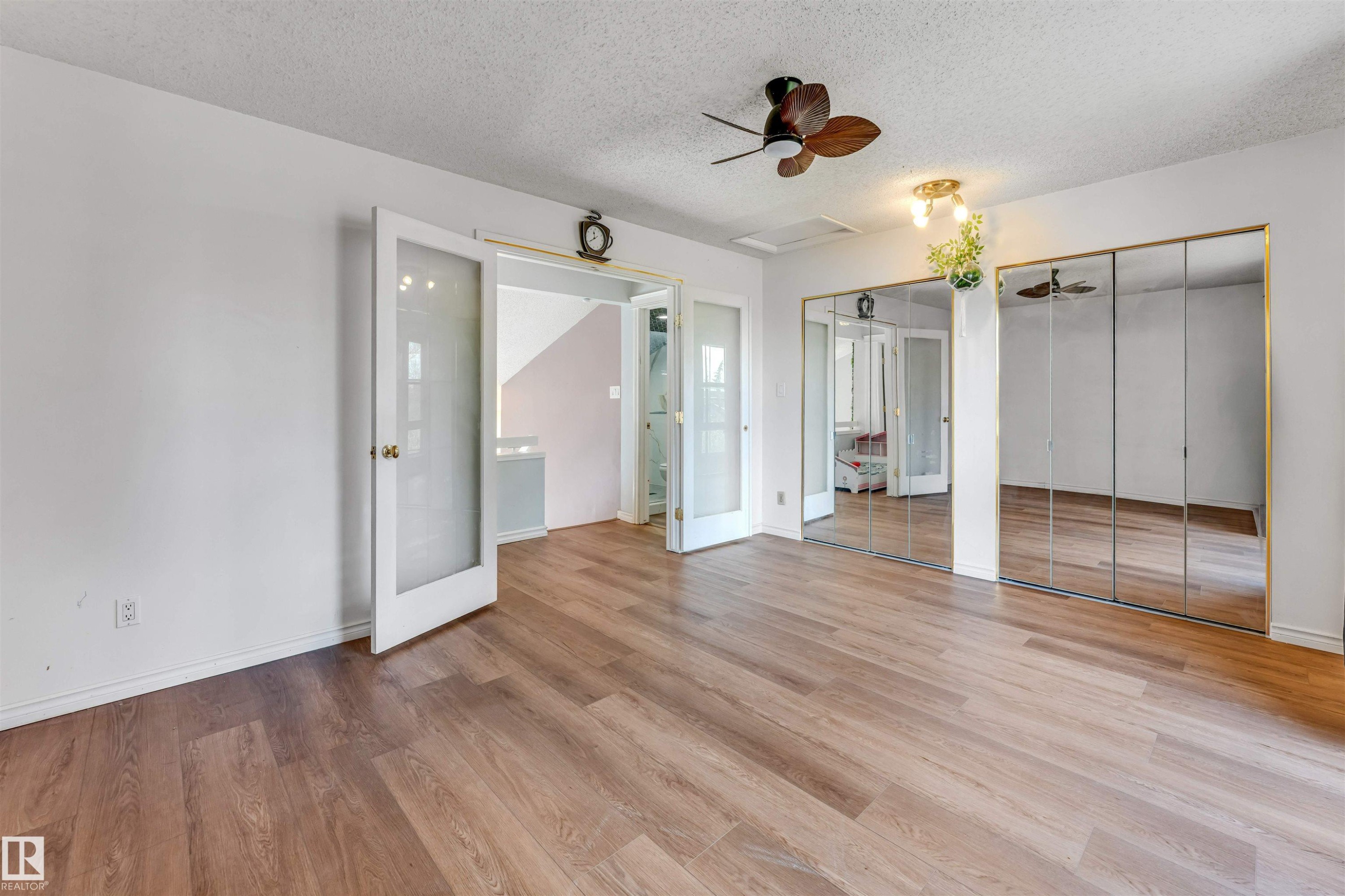 645 Millbourne Road, Edmonton, AB