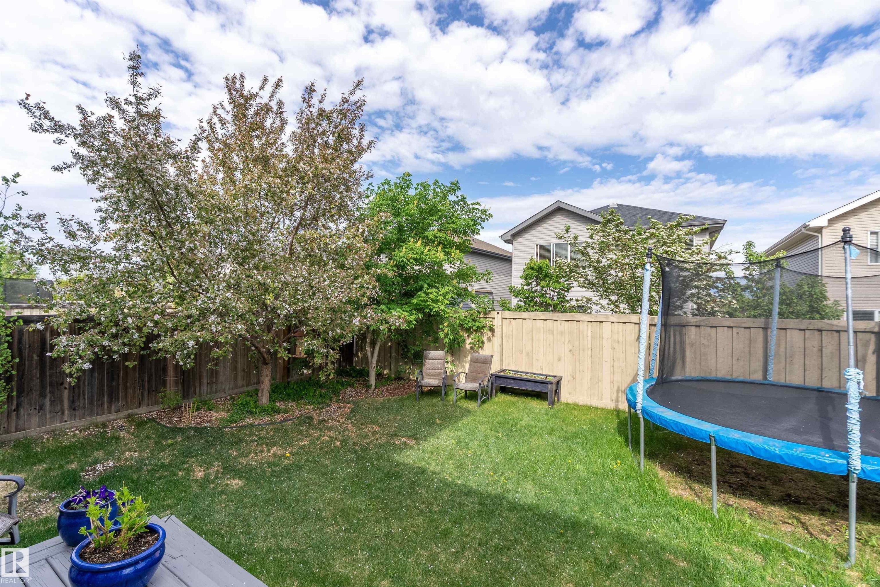 4015 Alexander Way, Edmonton, AB