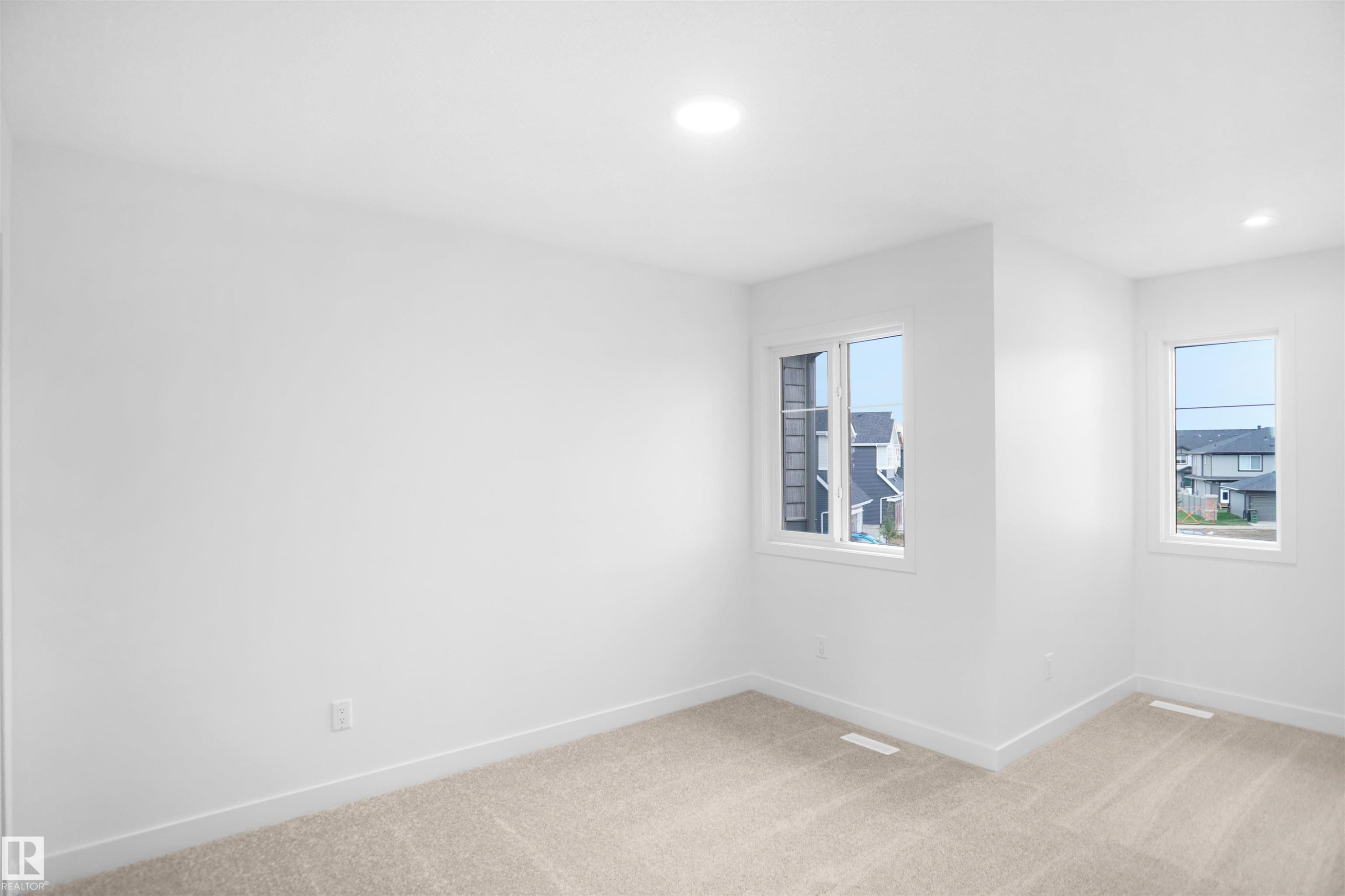 956 17 Avenue, Edmonton, AB