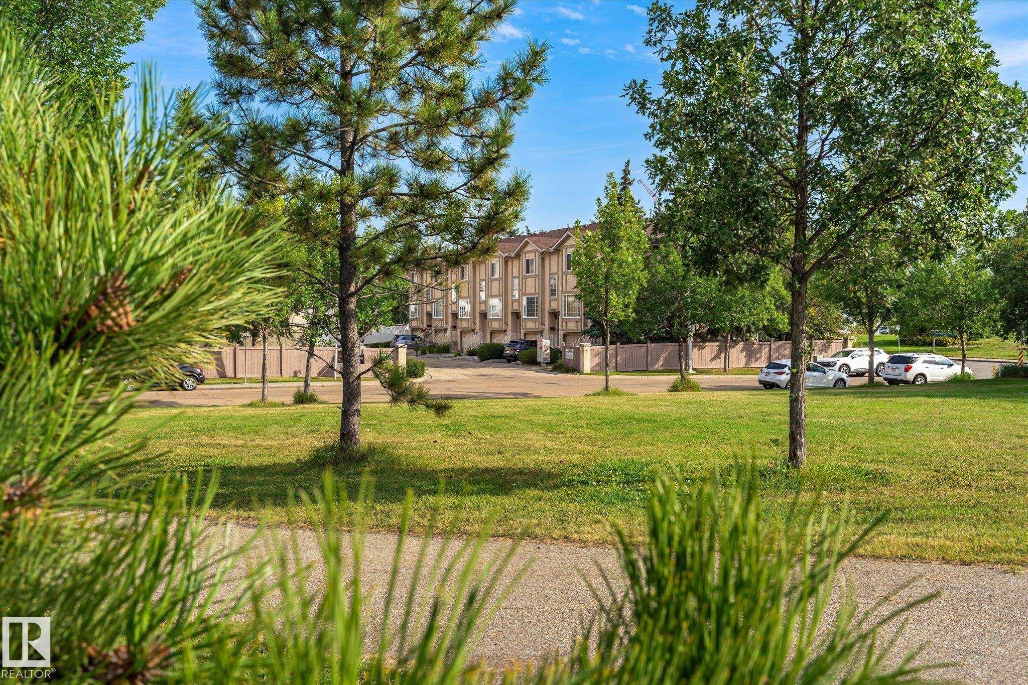 17610 96 Avenue Nw, Edmonton, AB