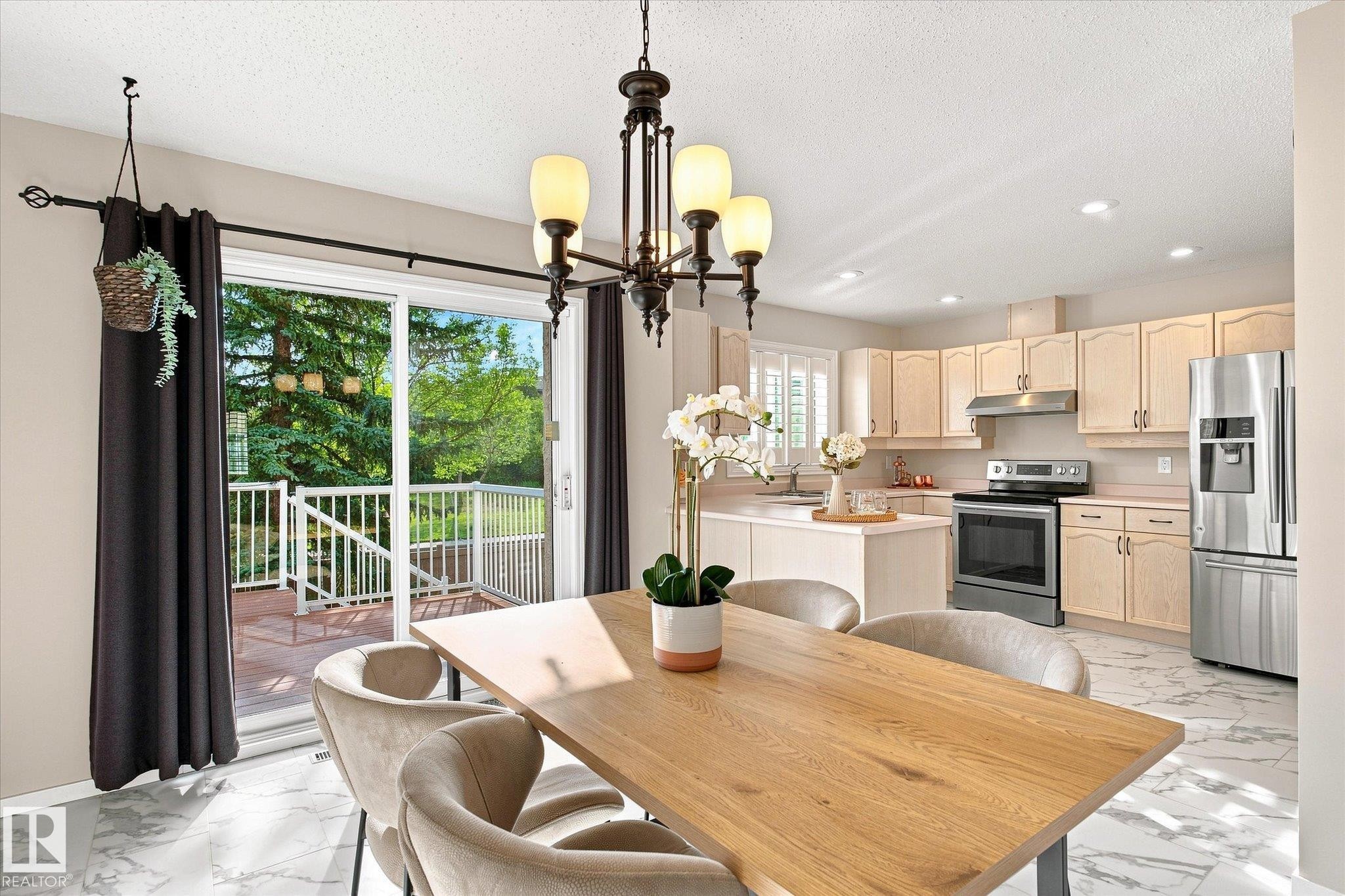 17610 96 Avenue Nw, Edmonton, AB