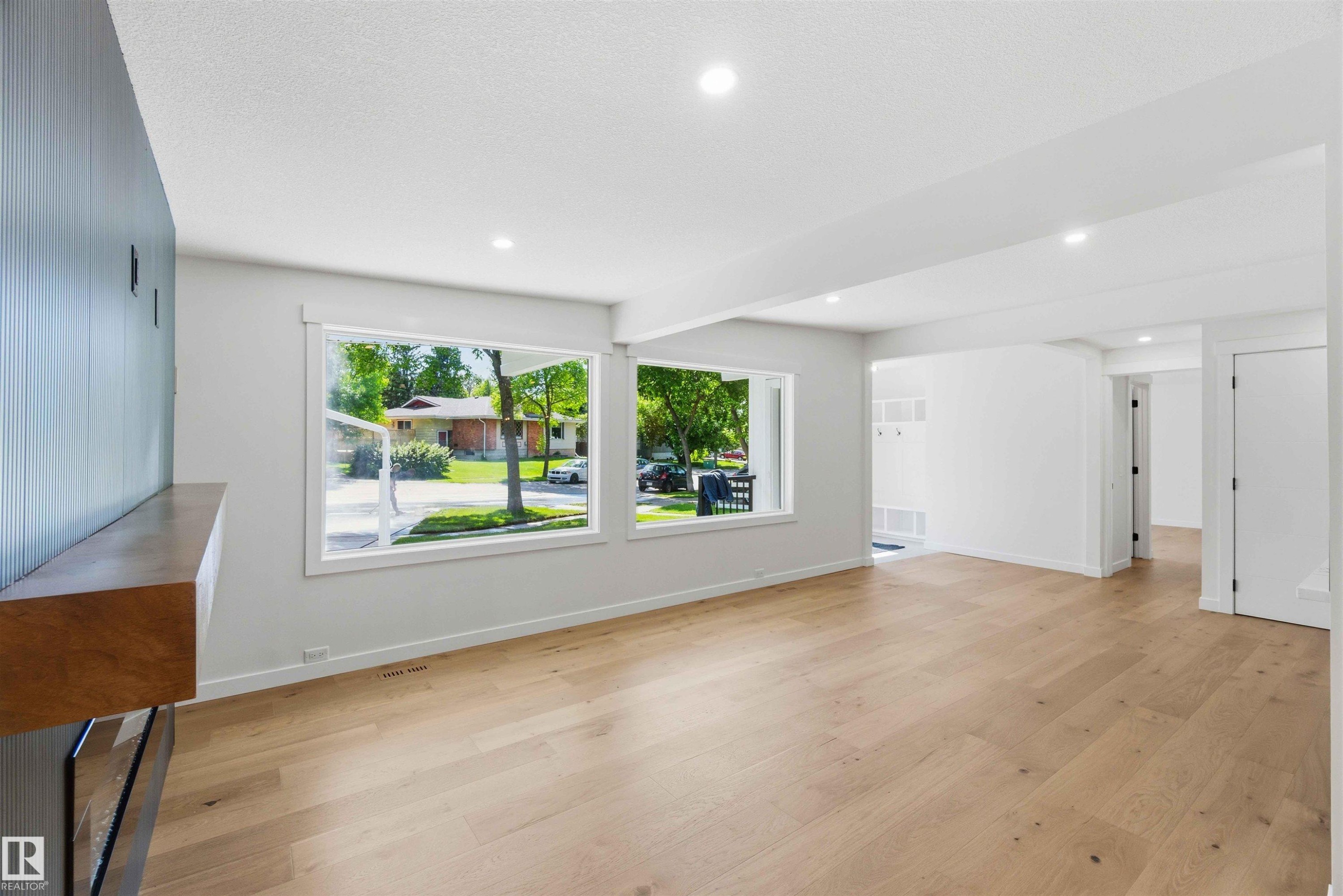 19 Greenbrier Crescent, St. Albert, AB