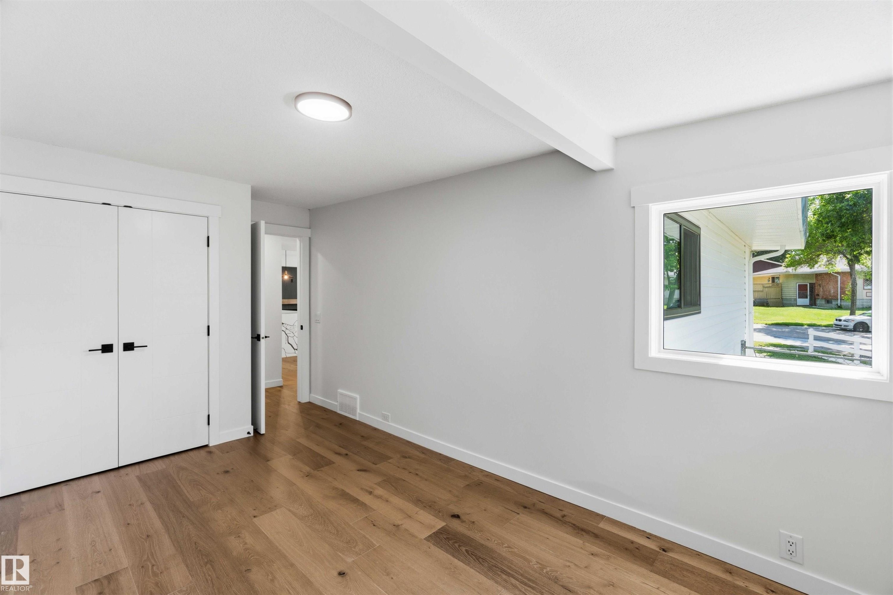 19 Greenbrier Crescent, St. Albert, AB