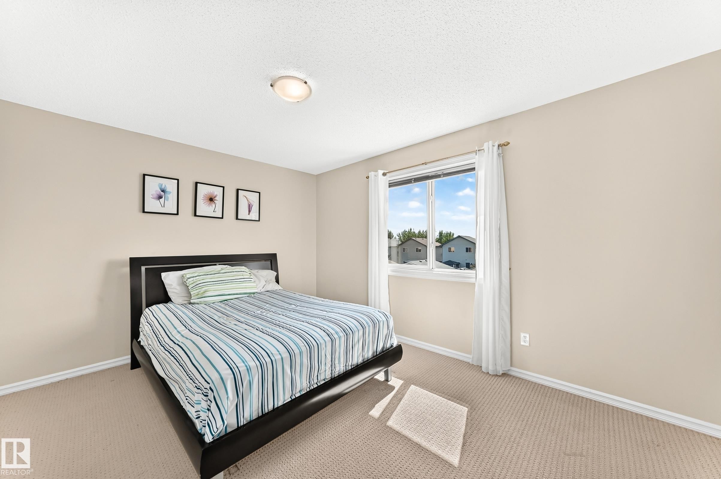17408 87 Street, Edmonton, AB