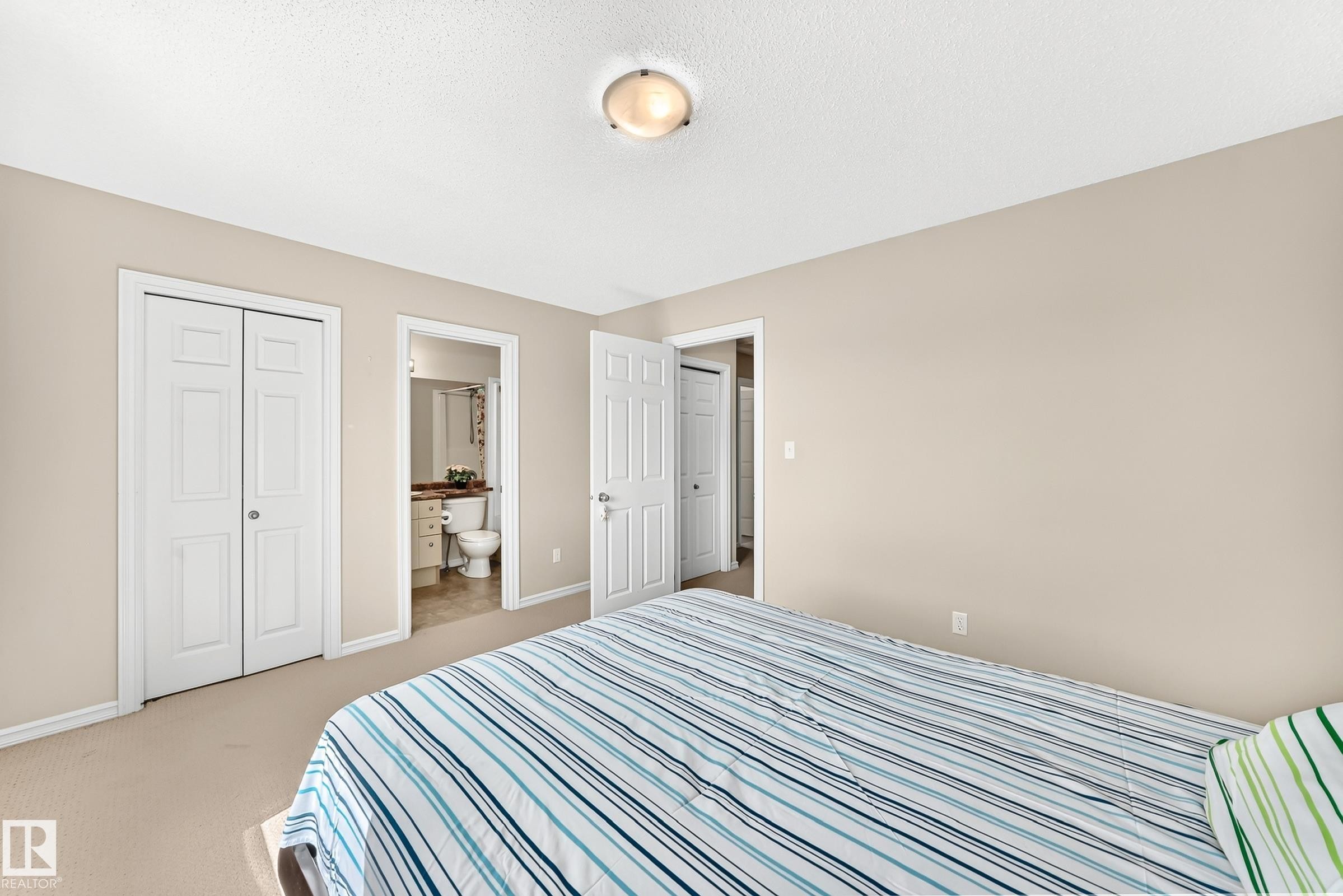17408 87 Street, Edmonton, AB