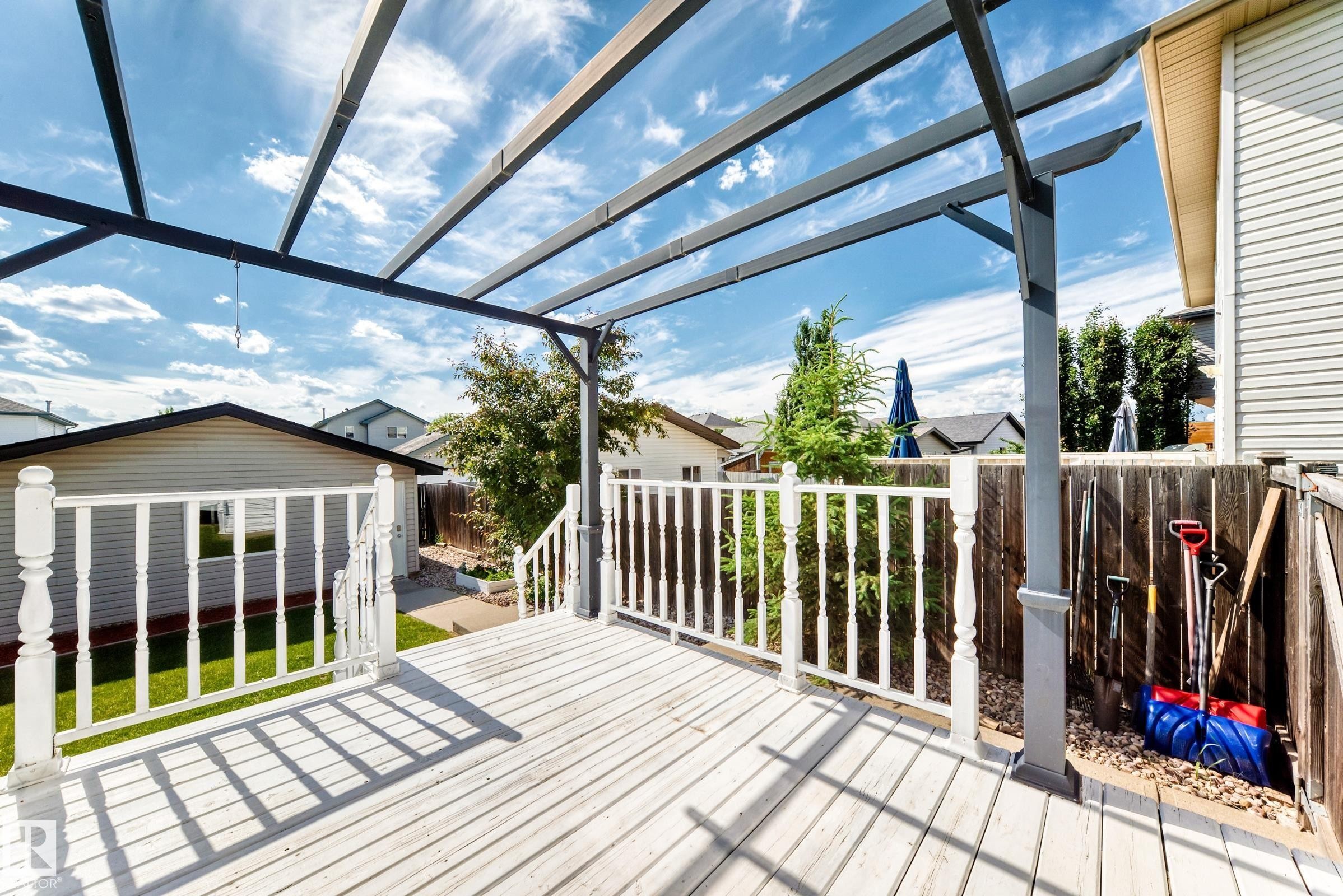 17408 87 Street, Edmonton, AB