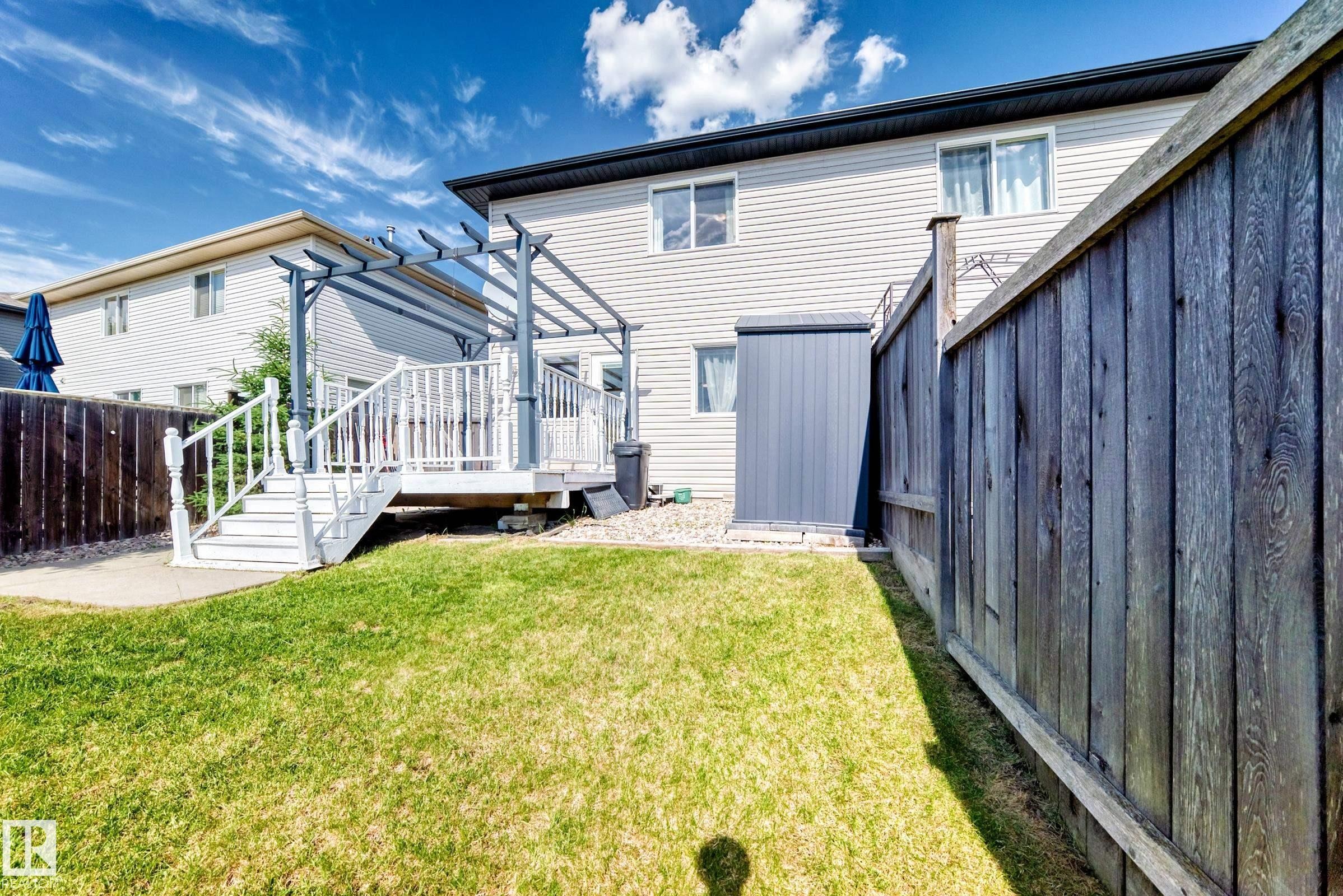 17408 87 Street, Edmonton, AB