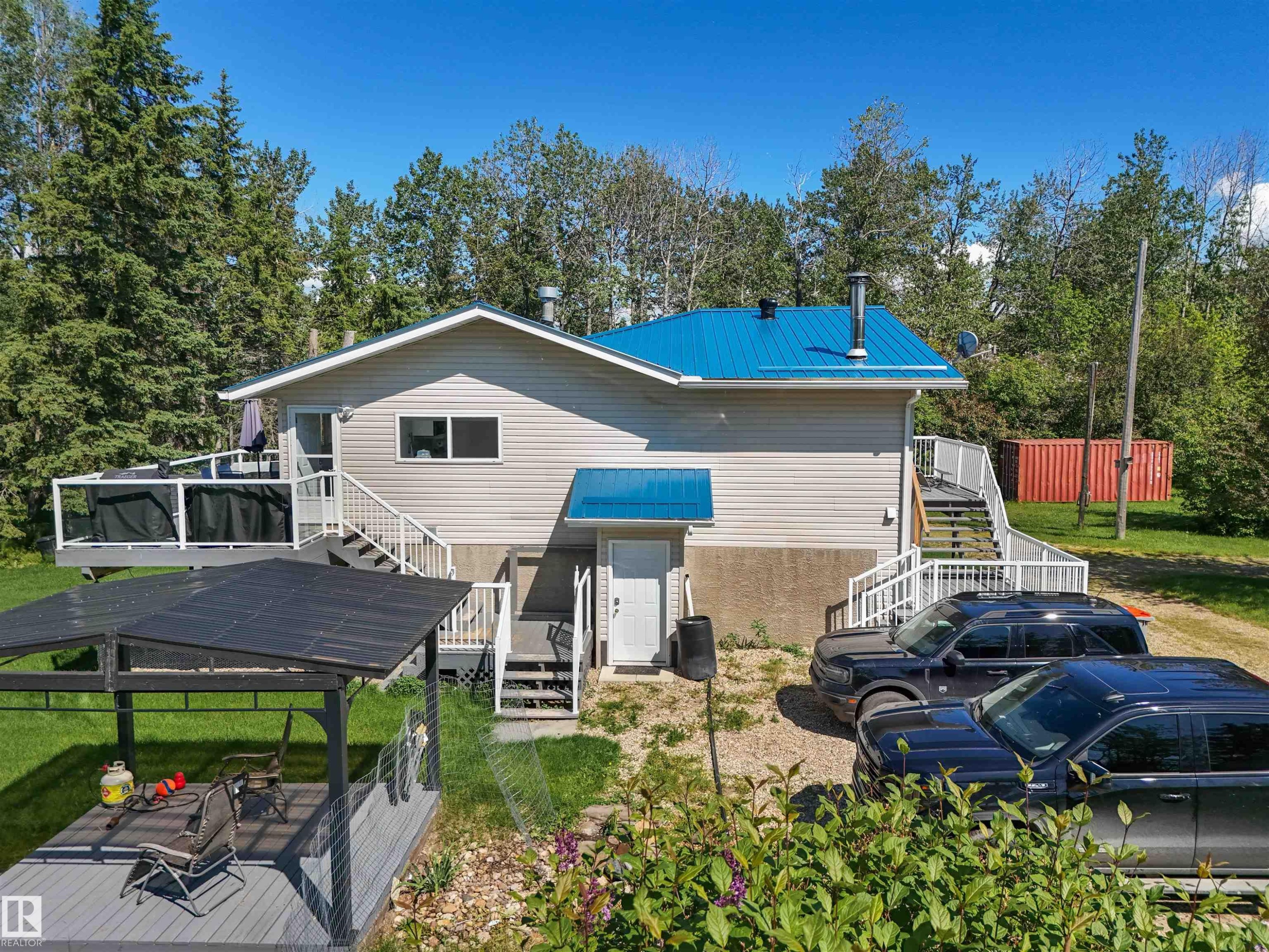 310 Hwy 13 E, Alder Flats, AB