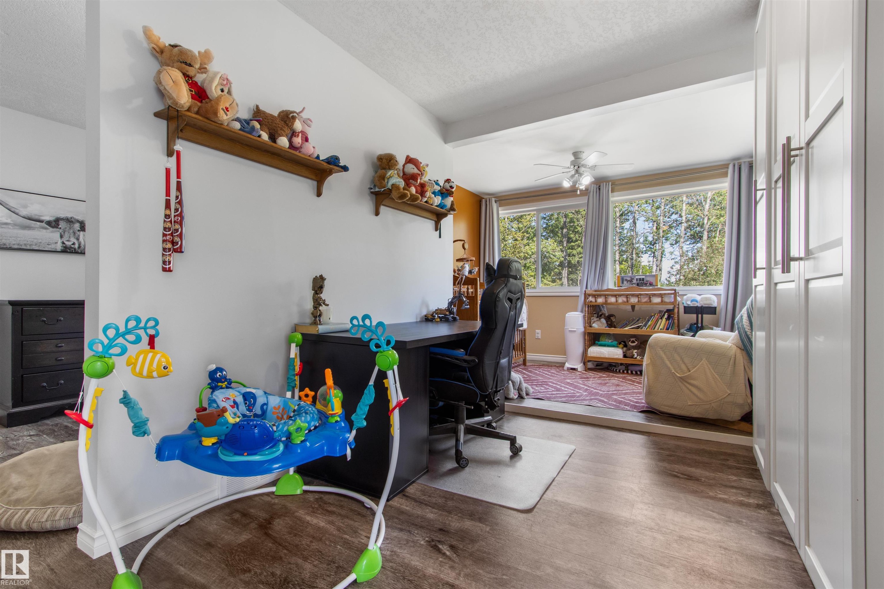 310 Hwy 13 E, Alder Flats, AB