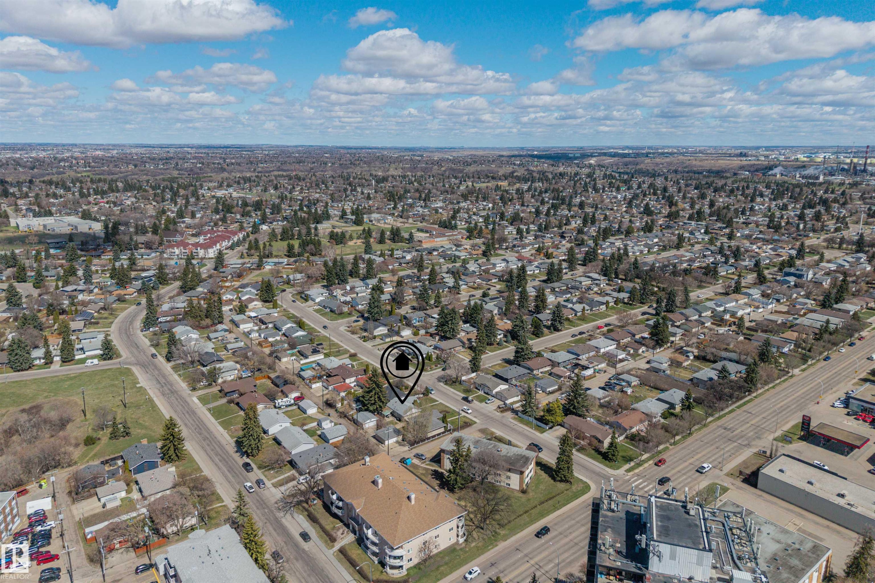 10130 62 Street, Edmonton, AB - Outdoor With View
