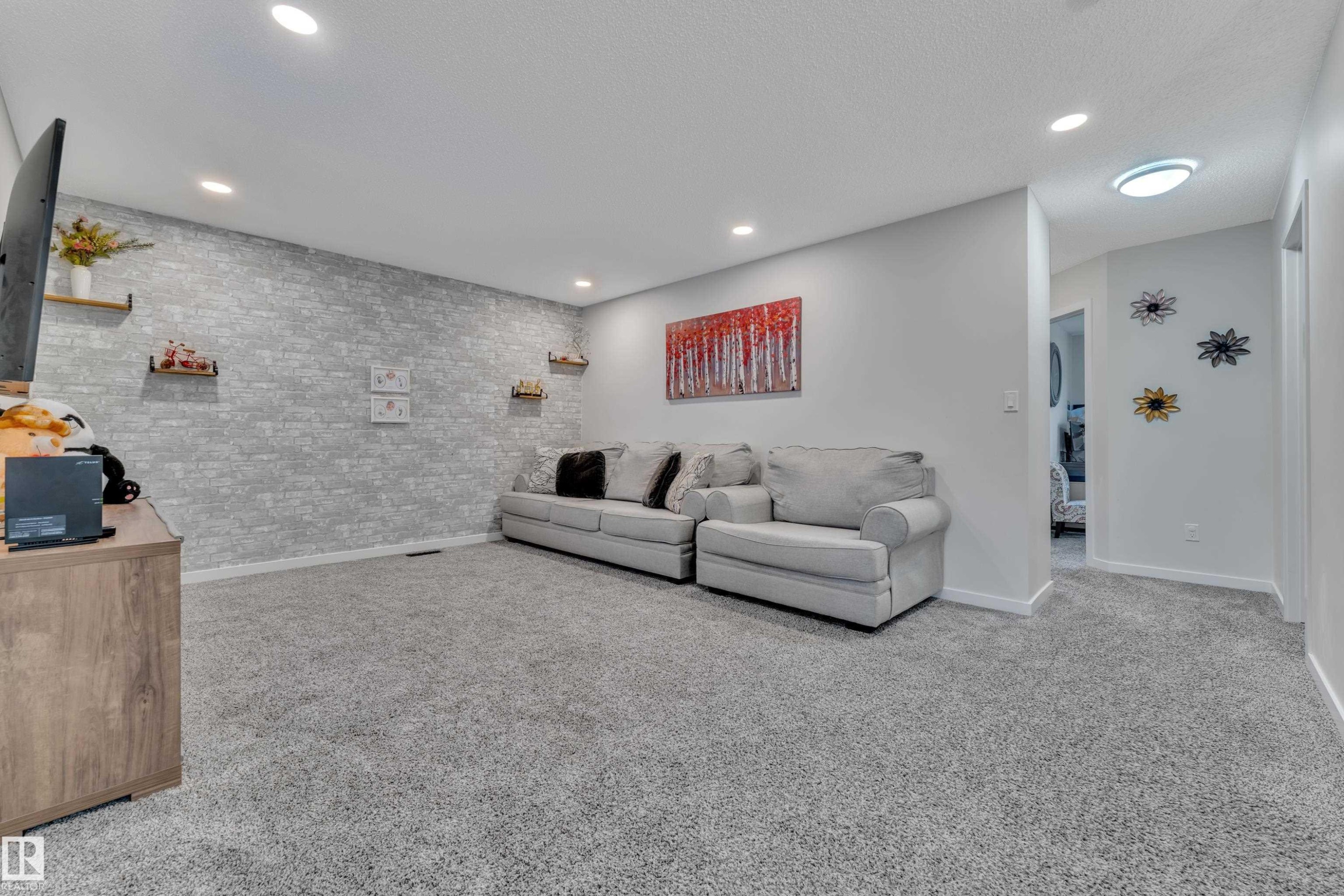 2925 Chokecherry Common, Edmonton, AB