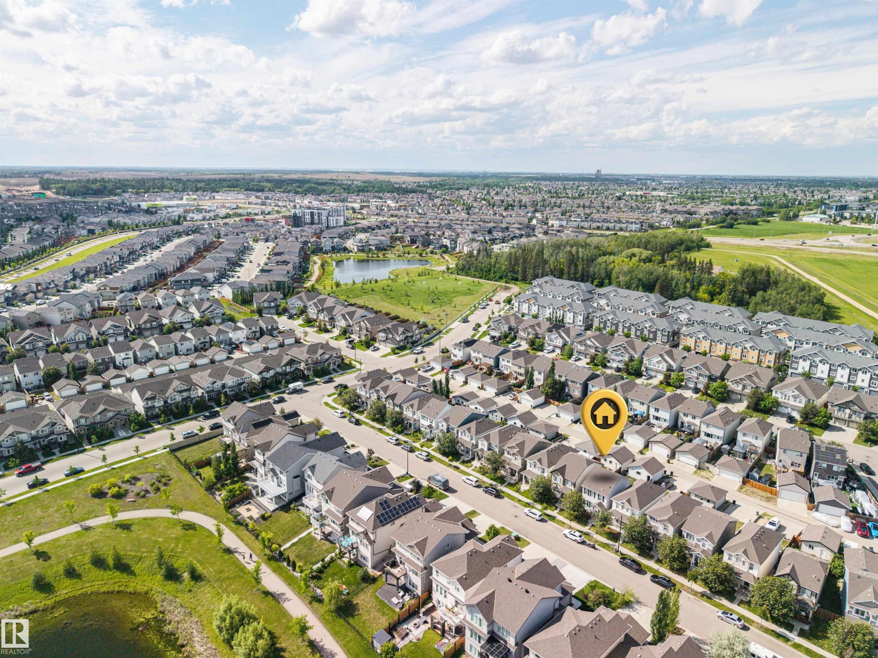818 Eagleson Link Nw, Edmonton, AB - Outdoor With View