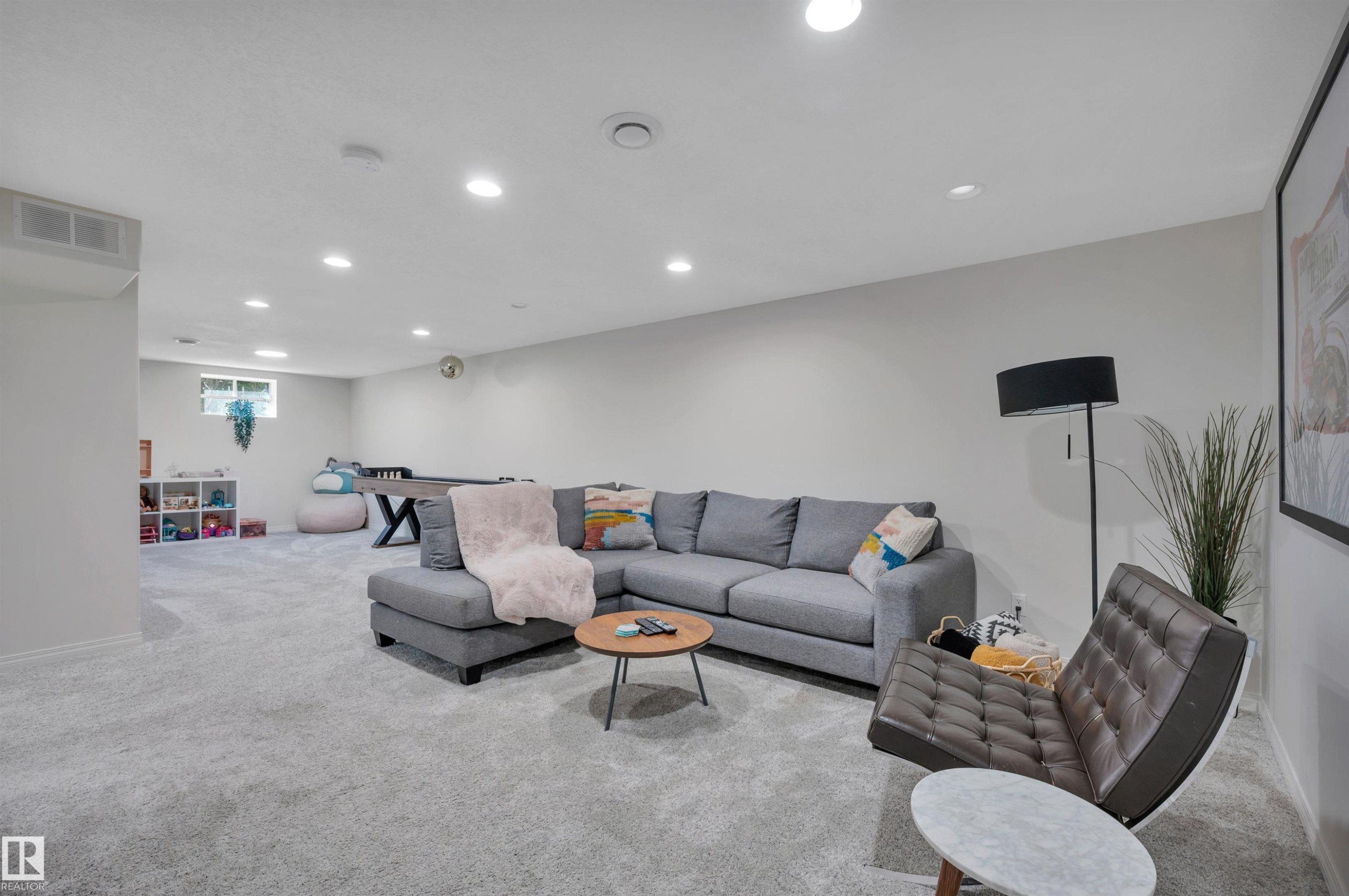 9015 148 Street, Edmonton, AB