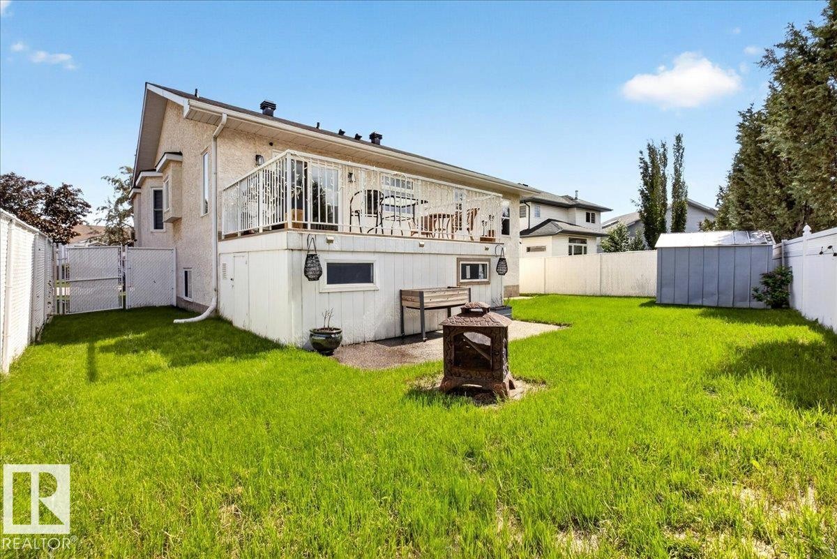 7936 165 Avenue, Edmonton, AB