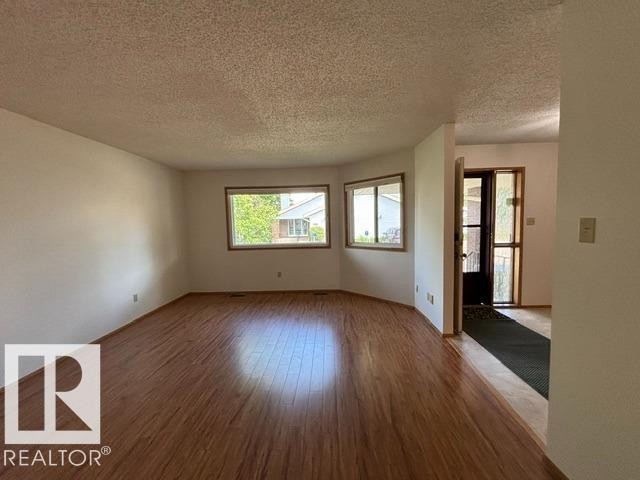 241 Oeming Road, Edmonton, AB