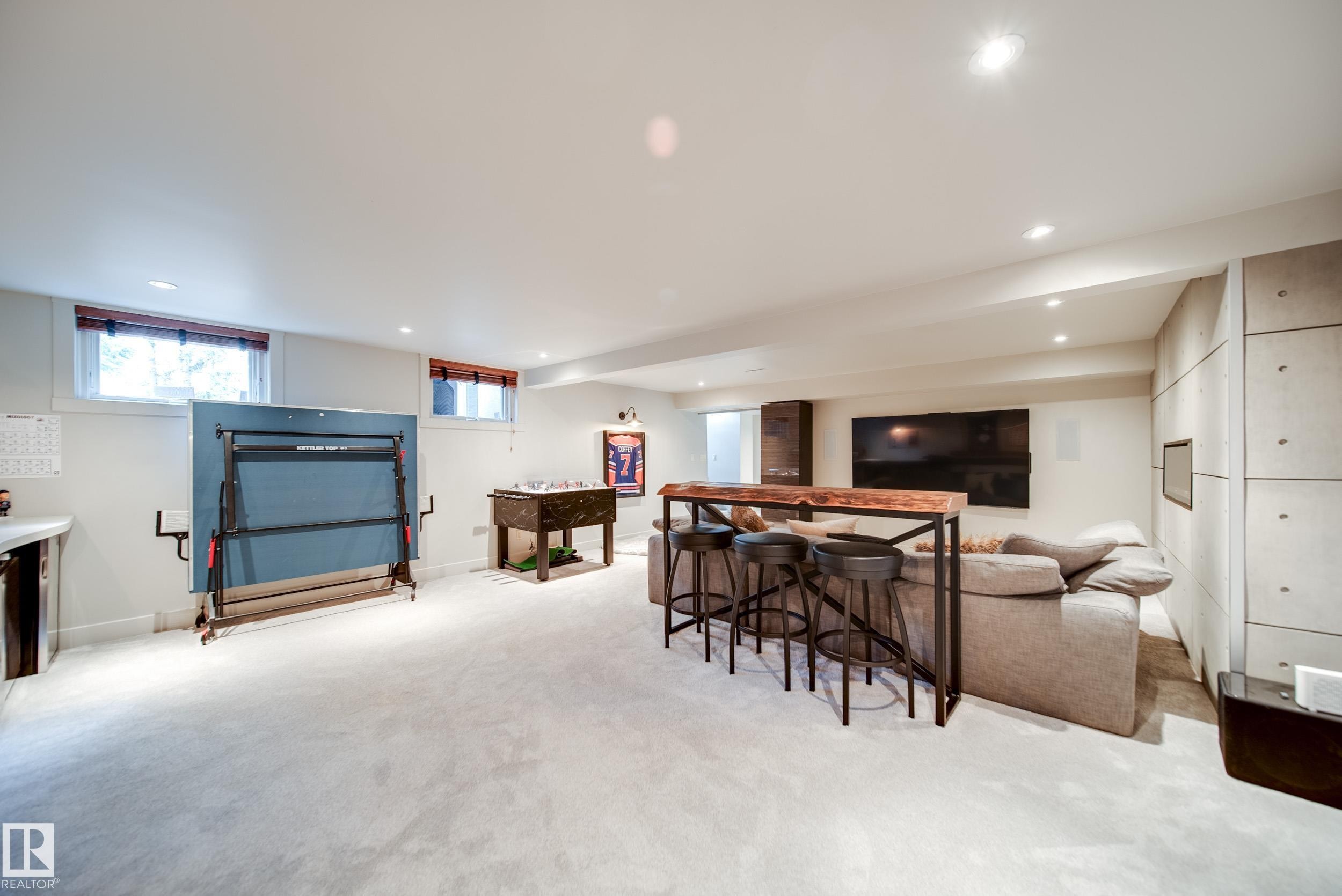 14511 Mackenzie Drive, Edmonton, AB - Indoor