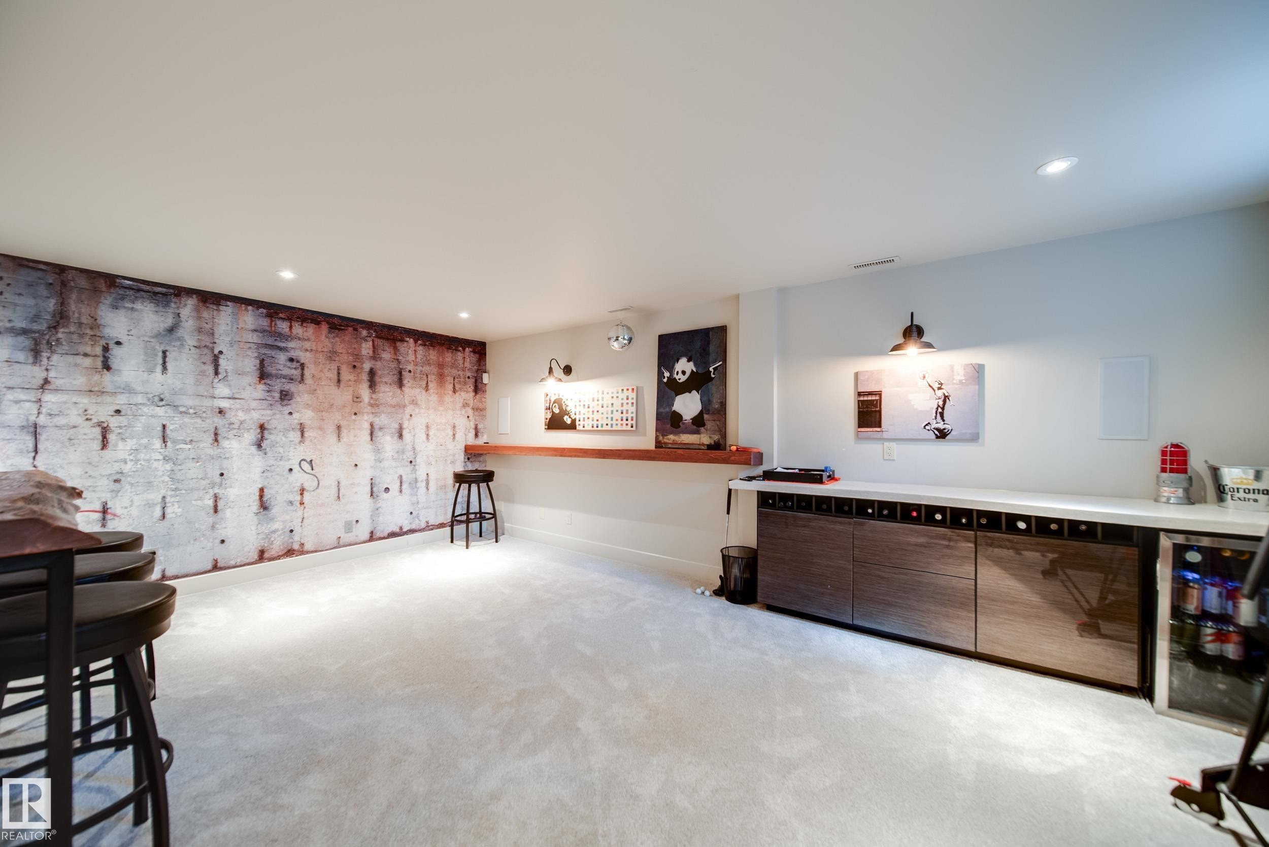 14511 Mackenzie Drive, Edmonton, AB - Indoor
