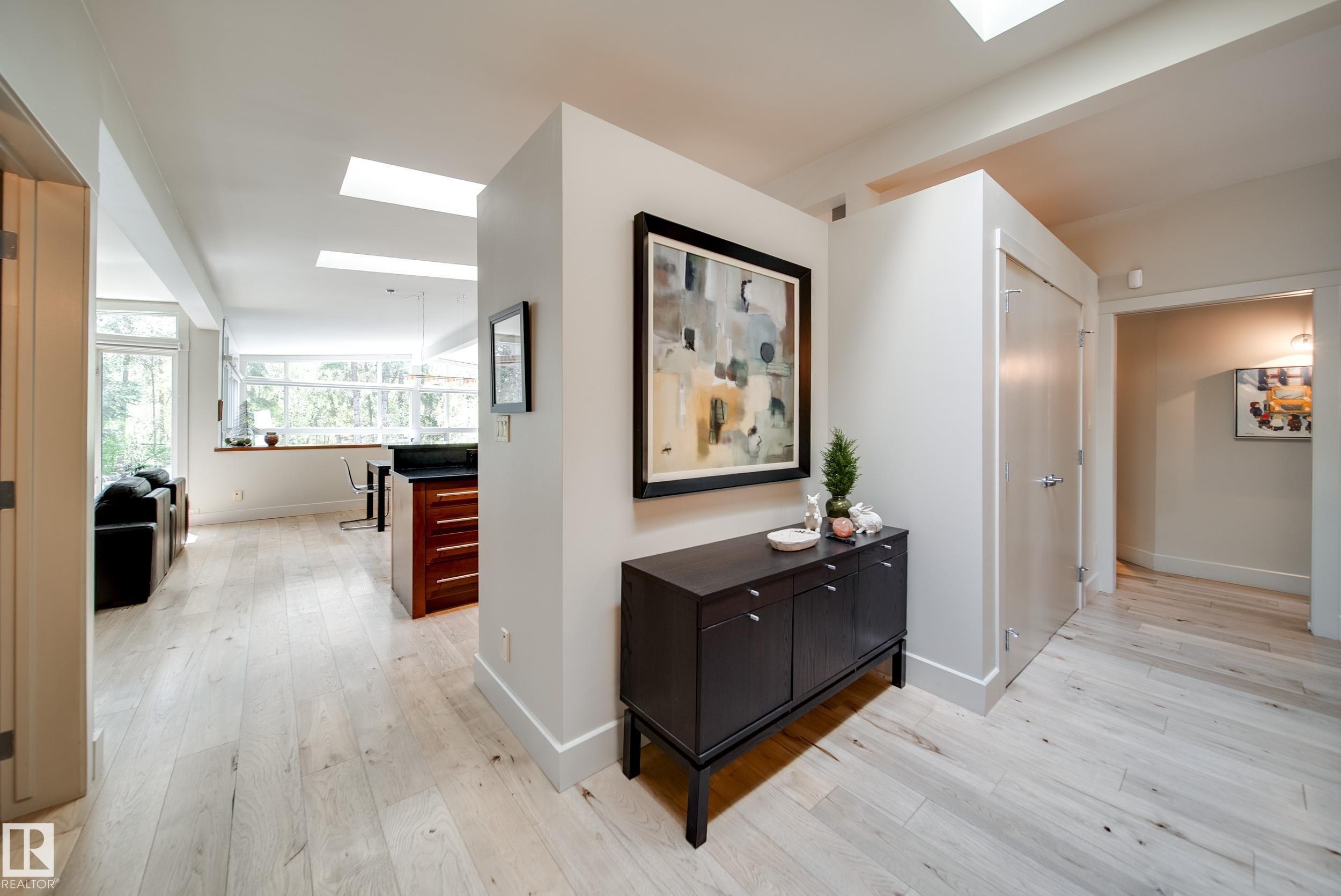 14511 Mackenzie Drive, Edmonton, AB - Indoor Photo Showing Other Room