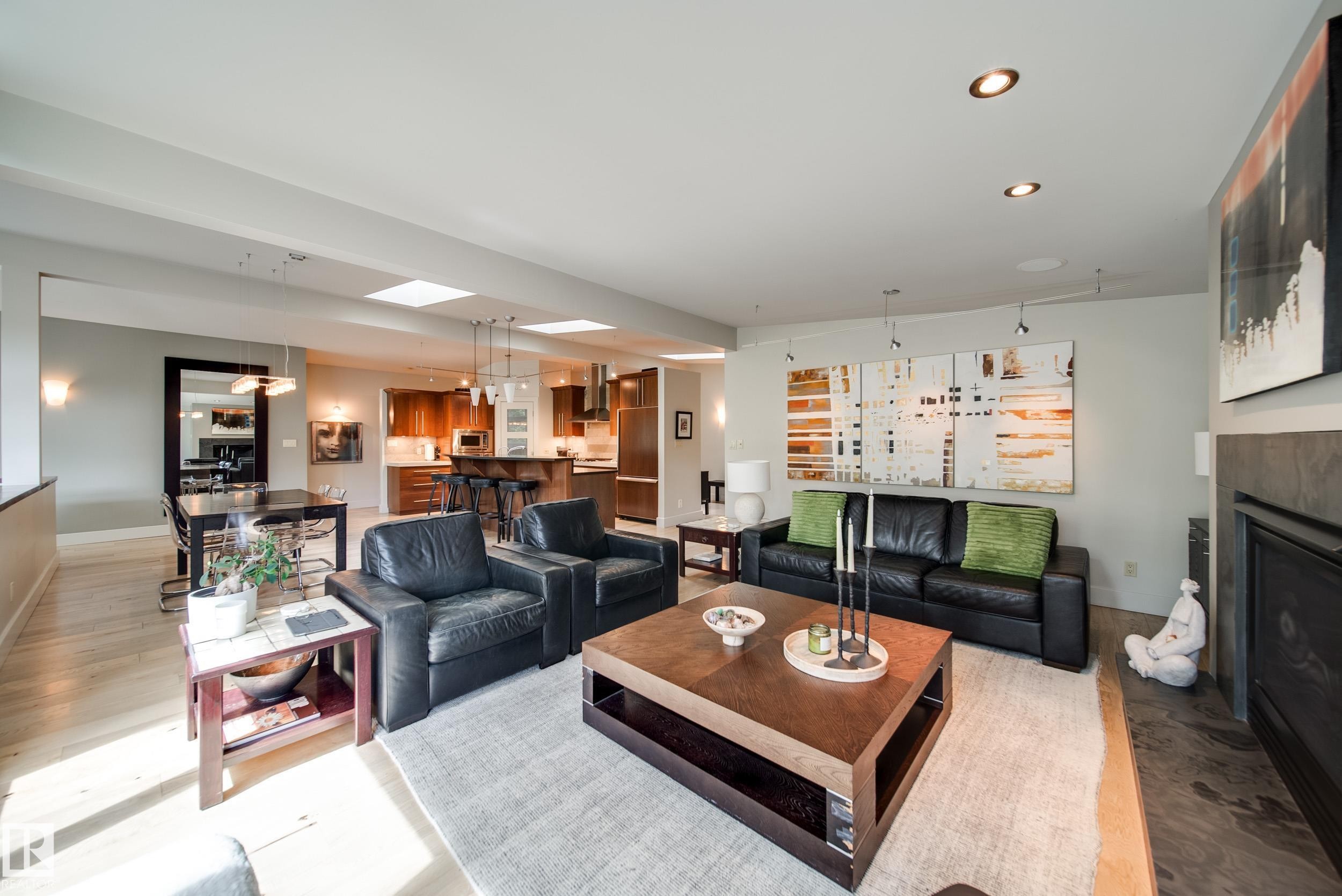 14511 Mackenzie Drive, Edmonton, AB - Indoor Photo Showing Living Room With Fireplace