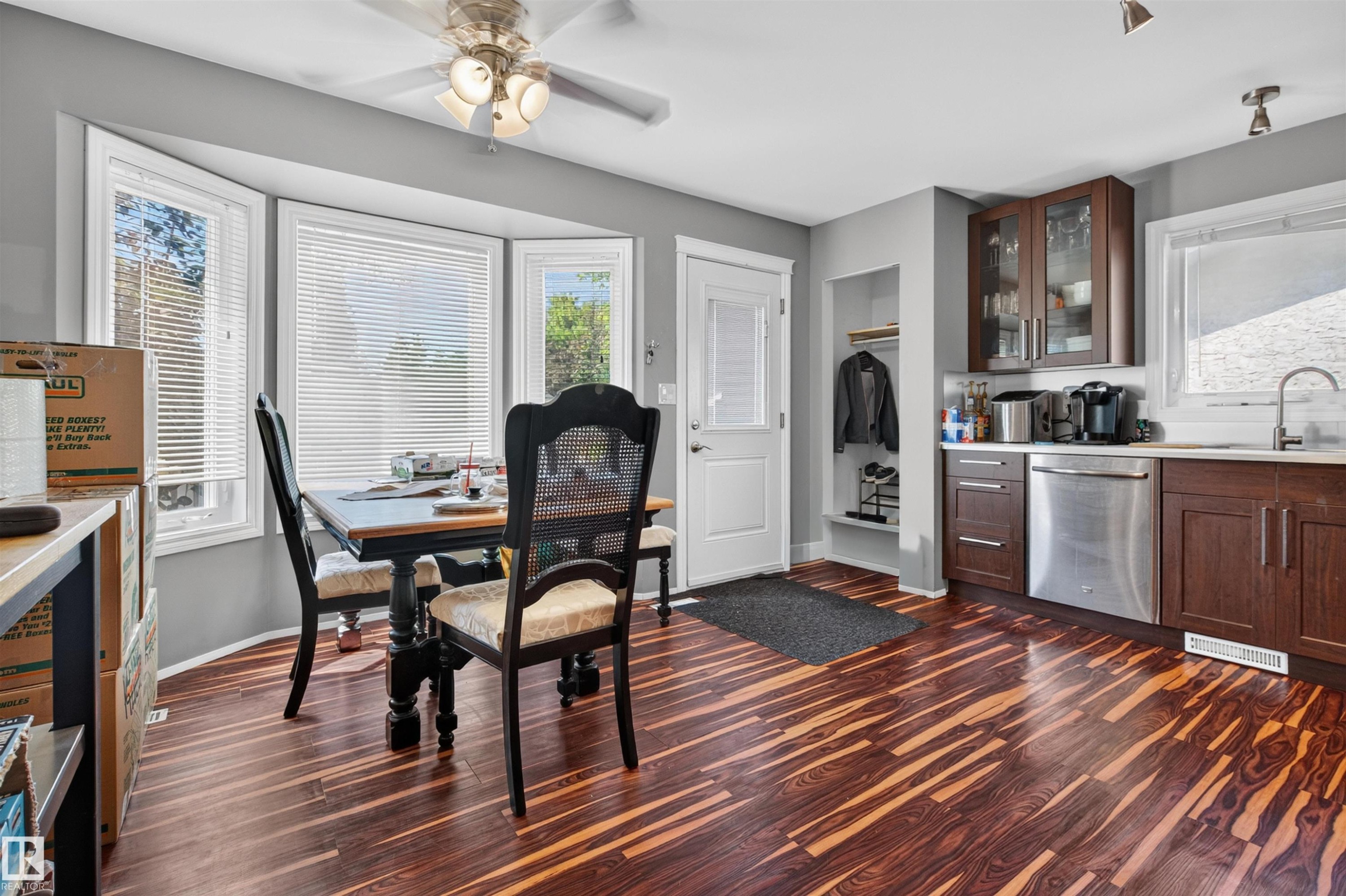 18303 76 Avenue Nw, Edmonton, AB