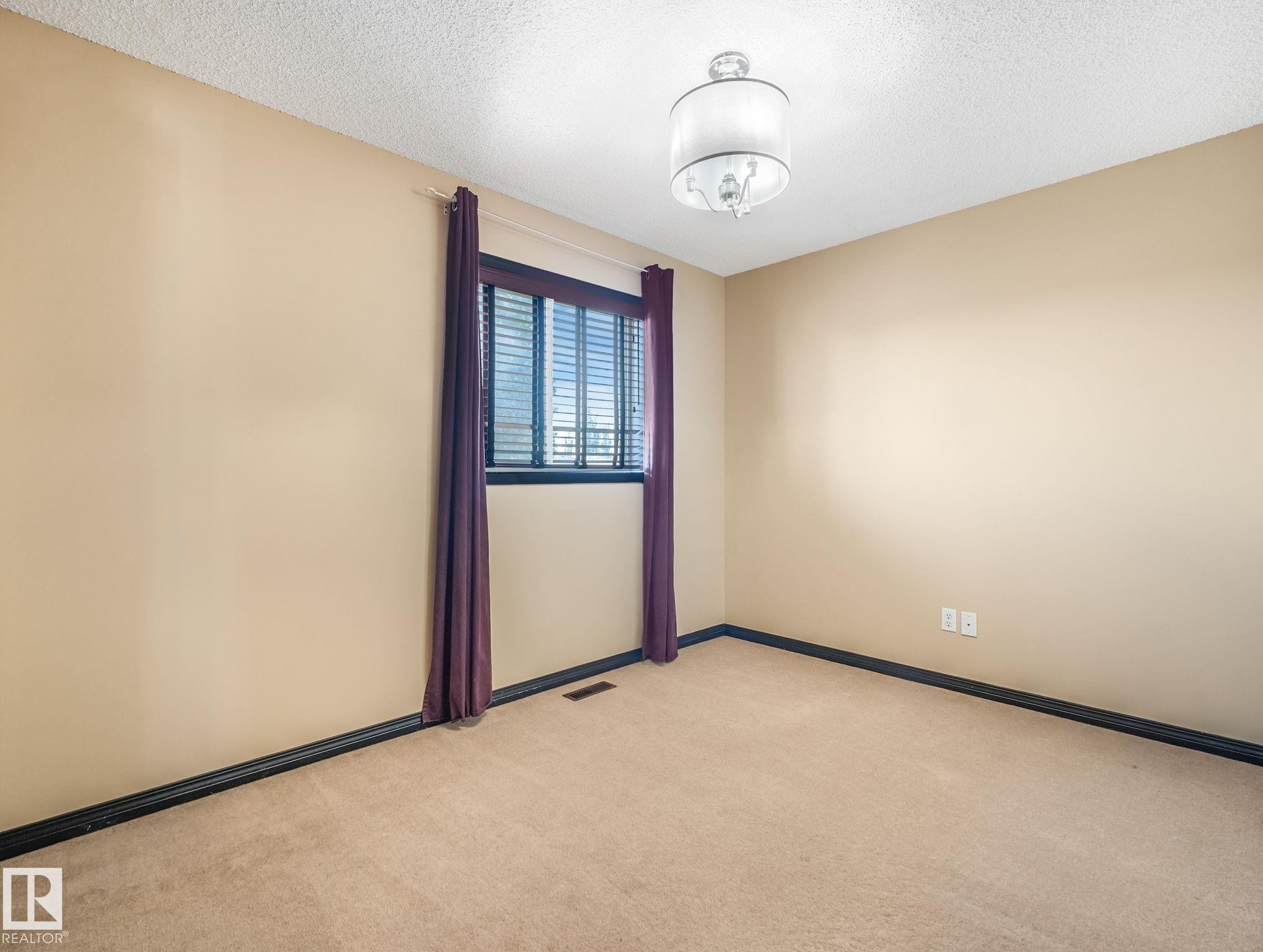 14843 140 Street, Edmonton, AB