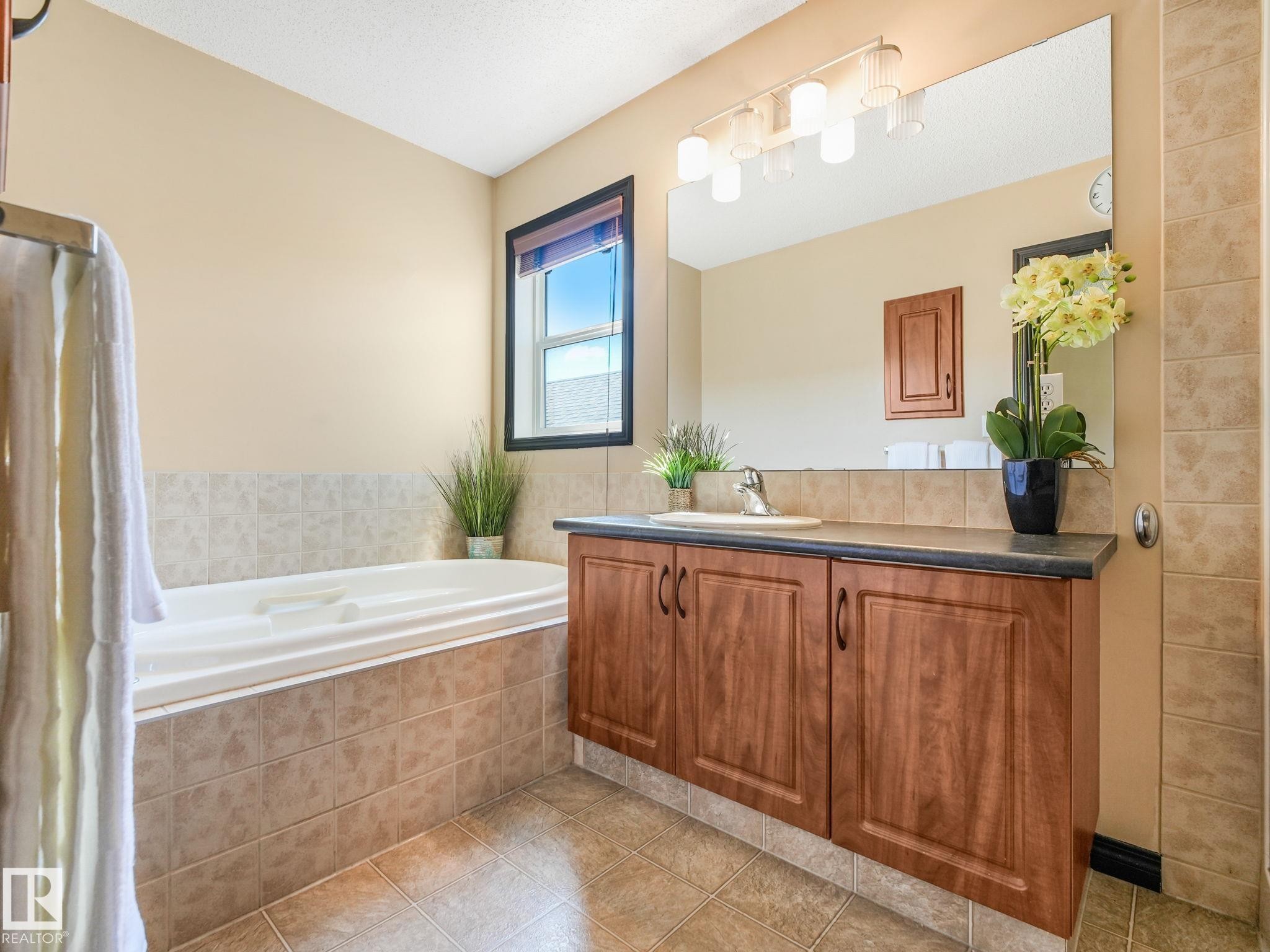 14843 140 Street, Edmonton, AB