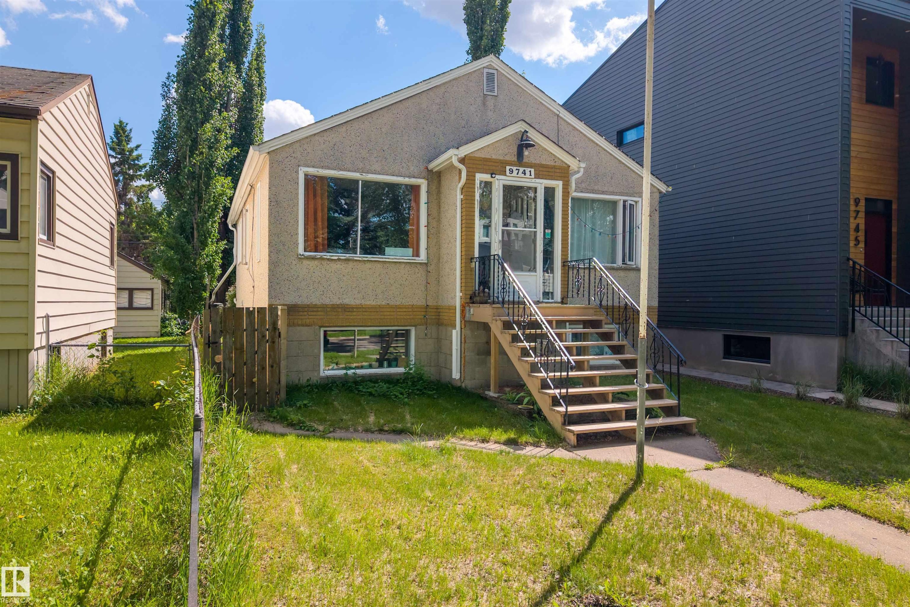 9741 72 Avenue, Edmonton, AB
