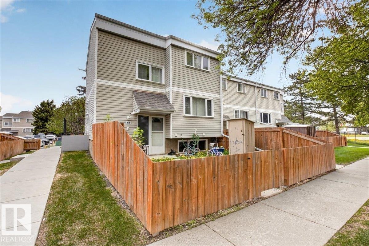 8F Castle Terrace, Edmonton, AB - Outdoor