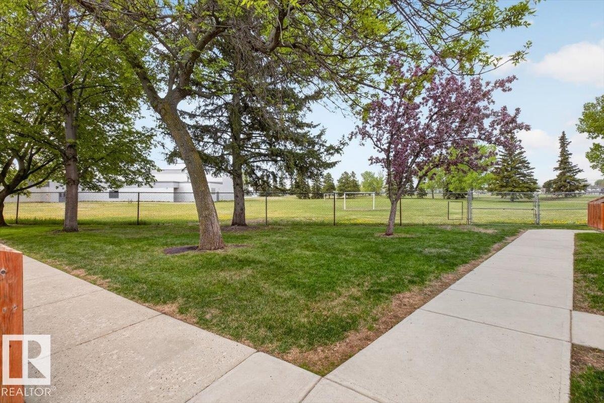8F Castle Terrace, Edmonton, AB - Outdoor With View