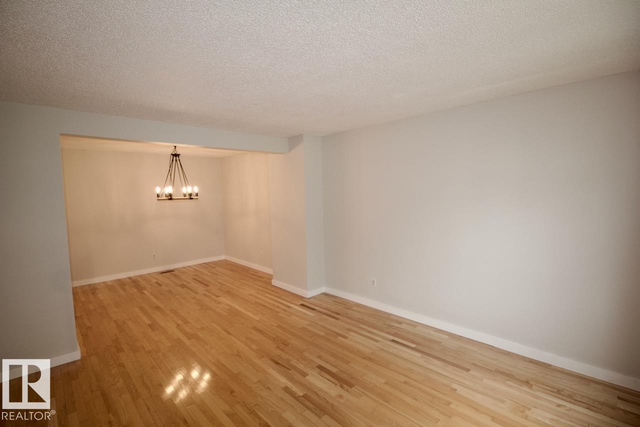 8F Castle Terrace, Edmonton, AB - Indoor Photo Showing Other Room