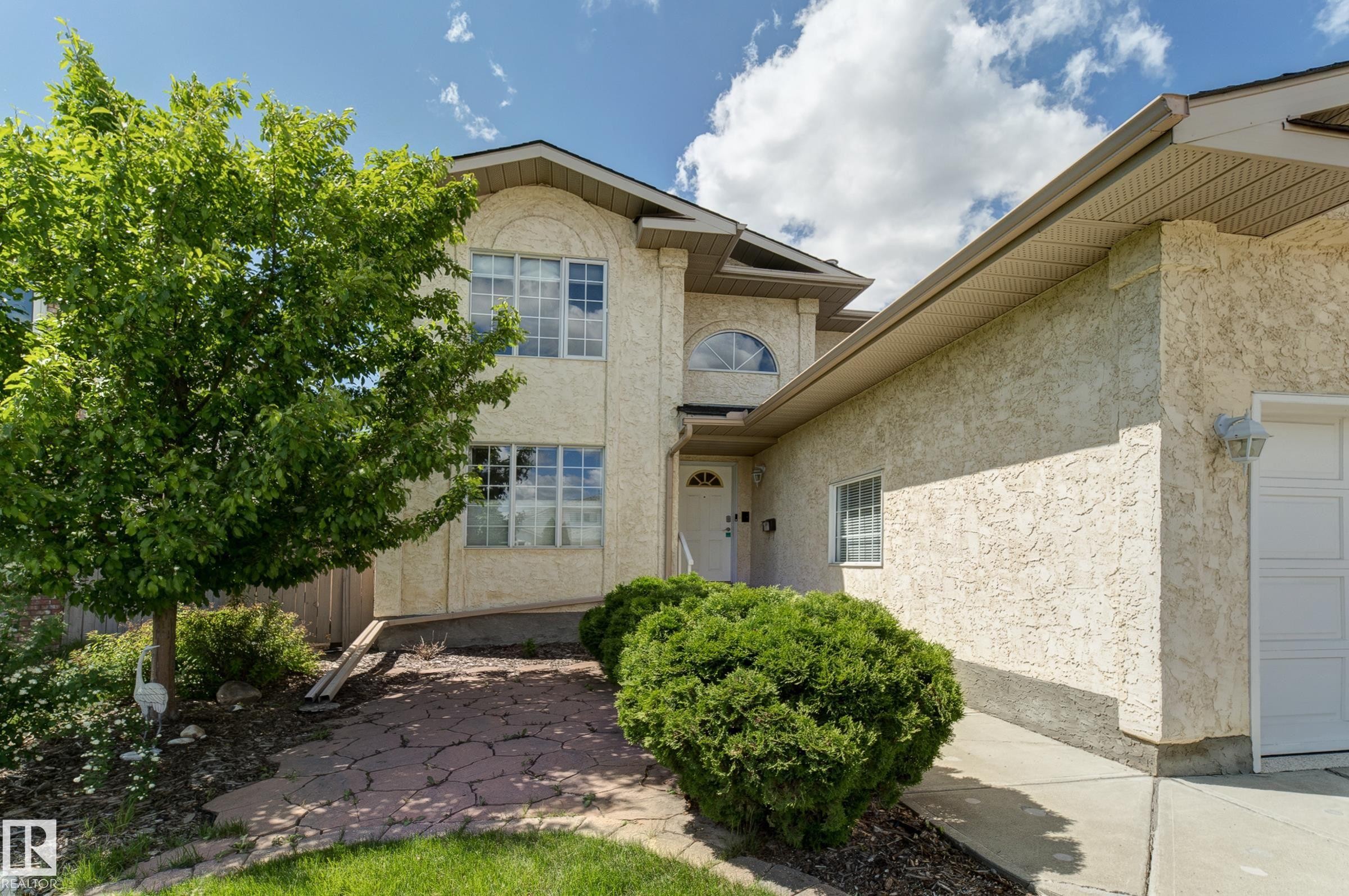 1108 112A Street, Edmonton, AB