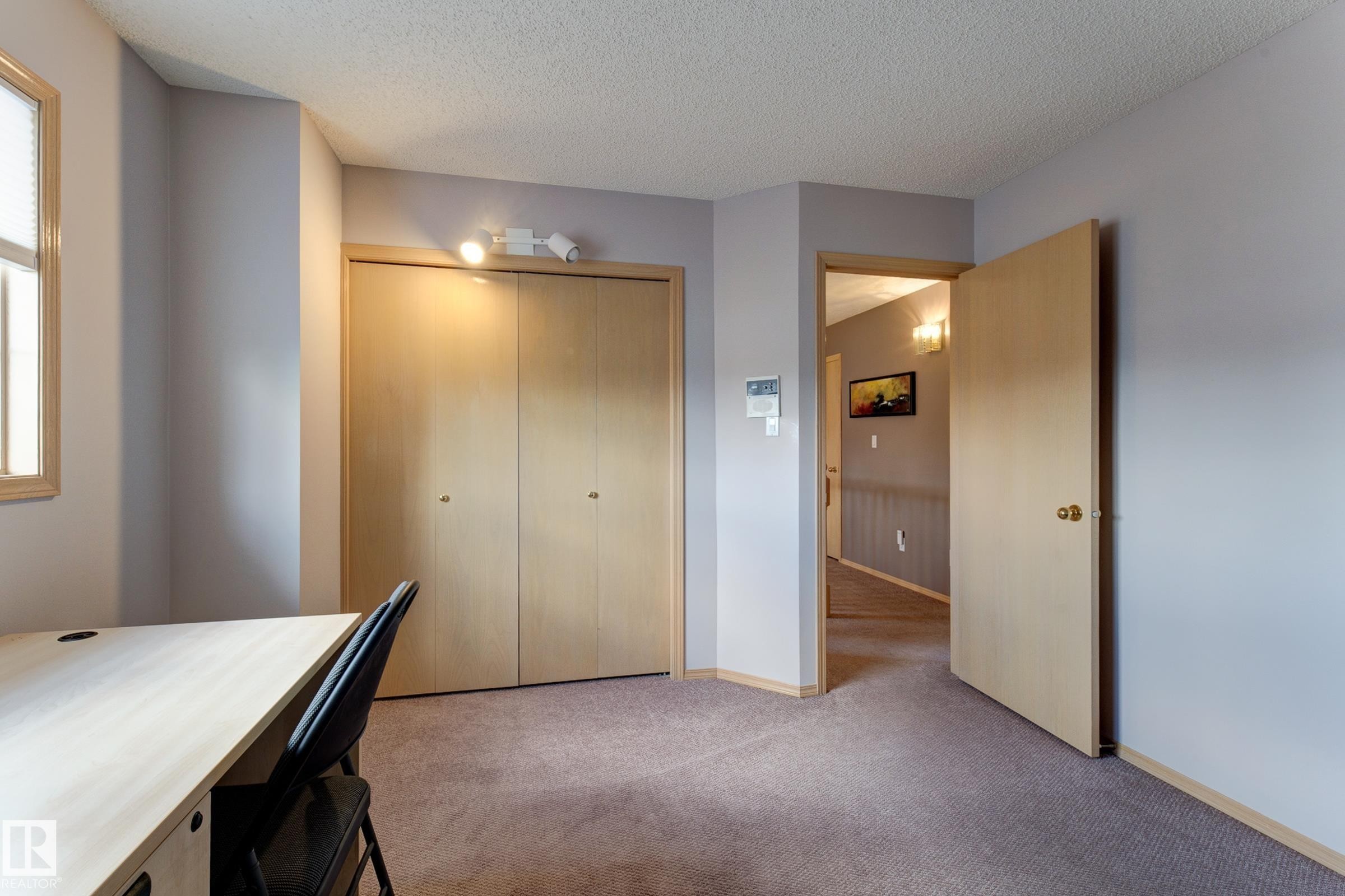 1108 112A Street, Edmonton, AB