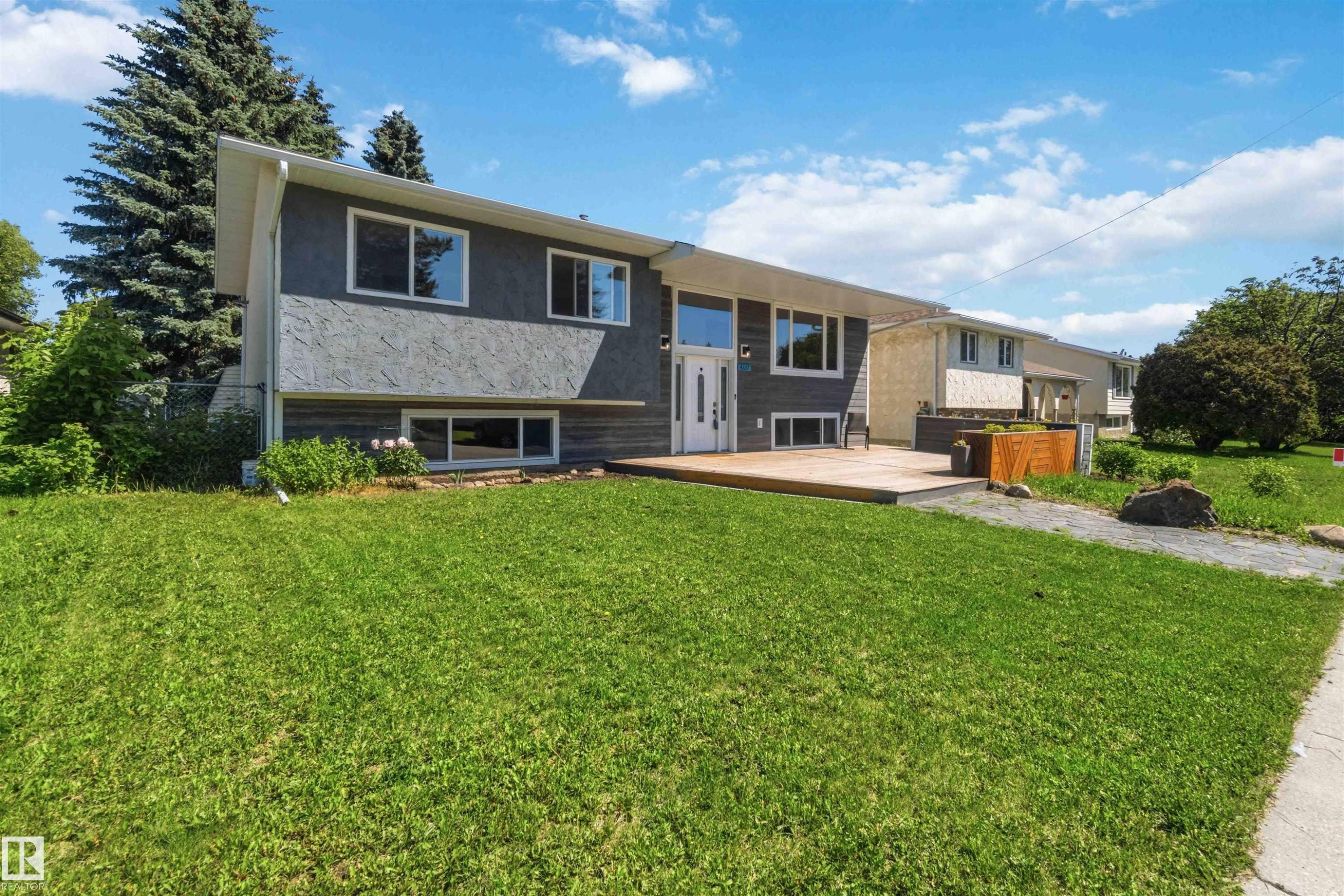 4227 40 Avenue, Stony Plain, AB
