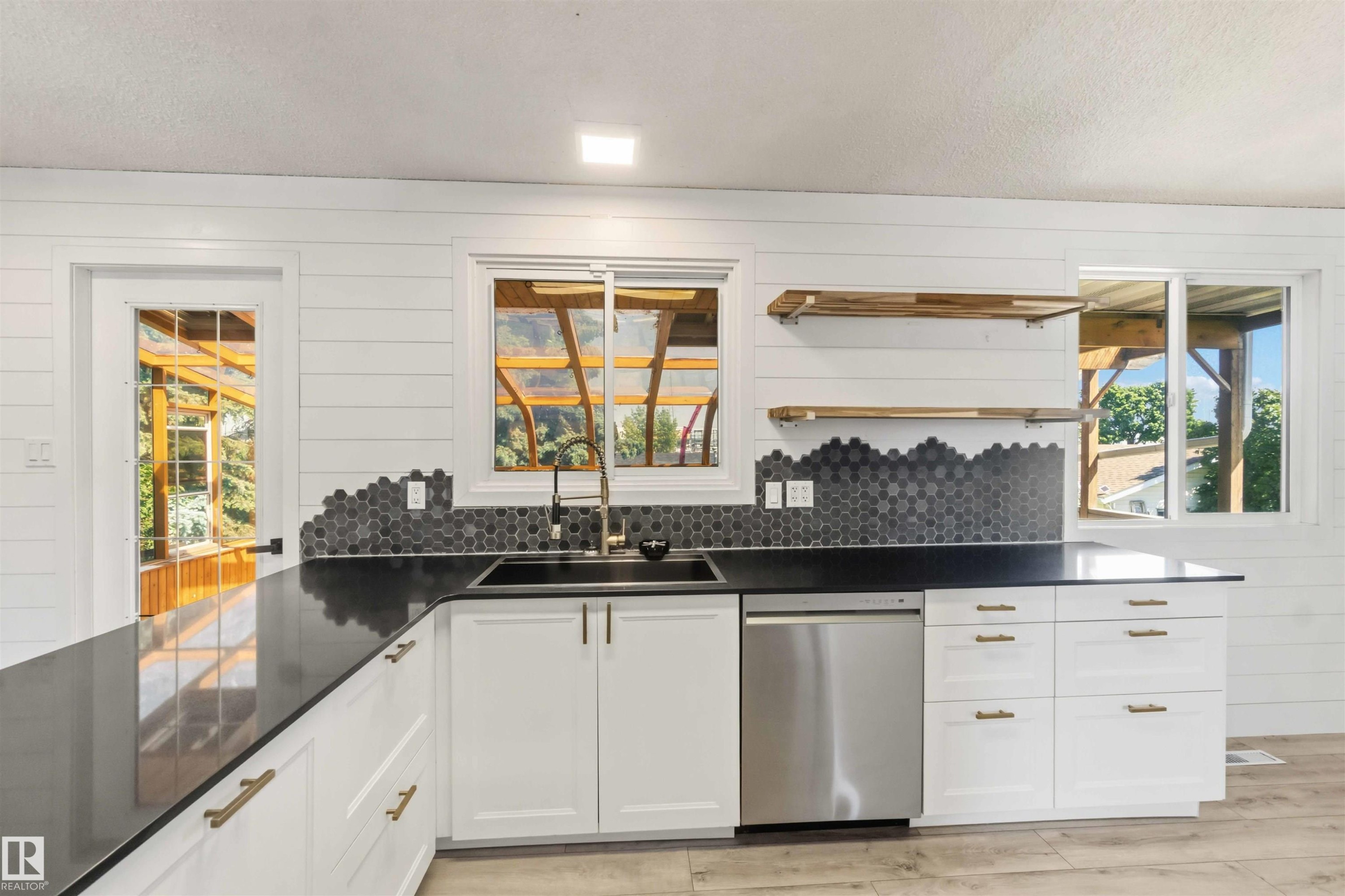 4227 40 Avenue, Stony Plain, AB