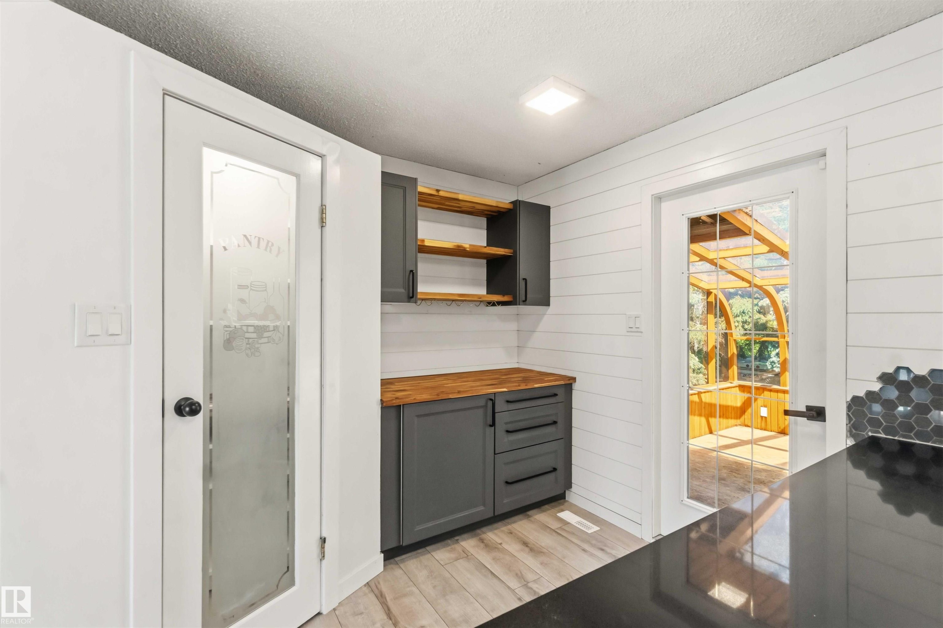4227 40 Avenue, Stony Plain, AB